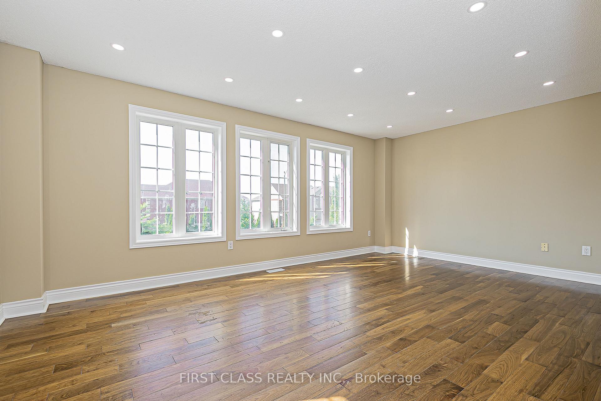 Photo 20 of 45 Summerlea Street, Markham, Middlefield — HOMEH