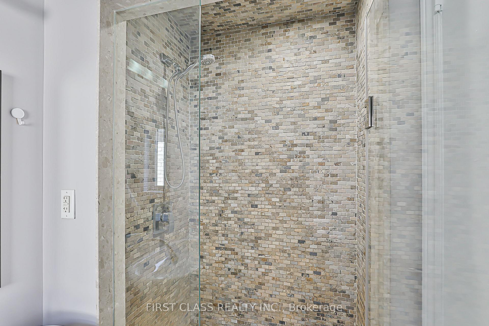 Photo 23 of 45 Summerlea Street, Markham, Middlefield — HOMEH