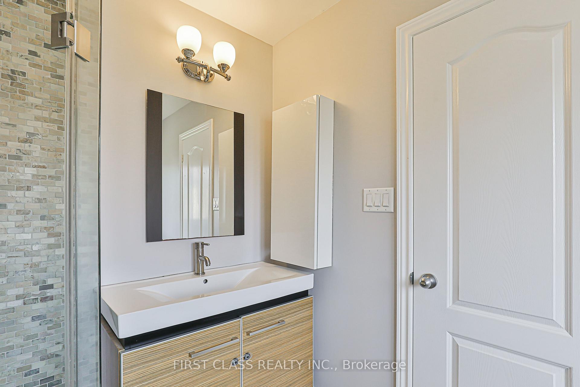 Photo 28 of 45 Summerlea Street, Markham, Middlefield — HOMEH