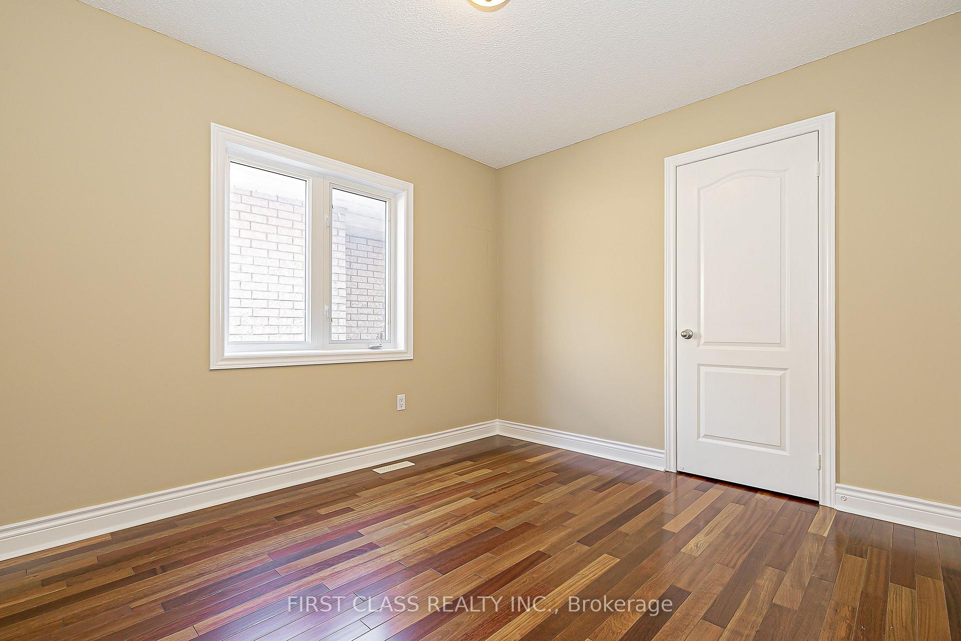 Photo 30 of 45 Summerlea Street, Markham, Middlefield — HOMEH