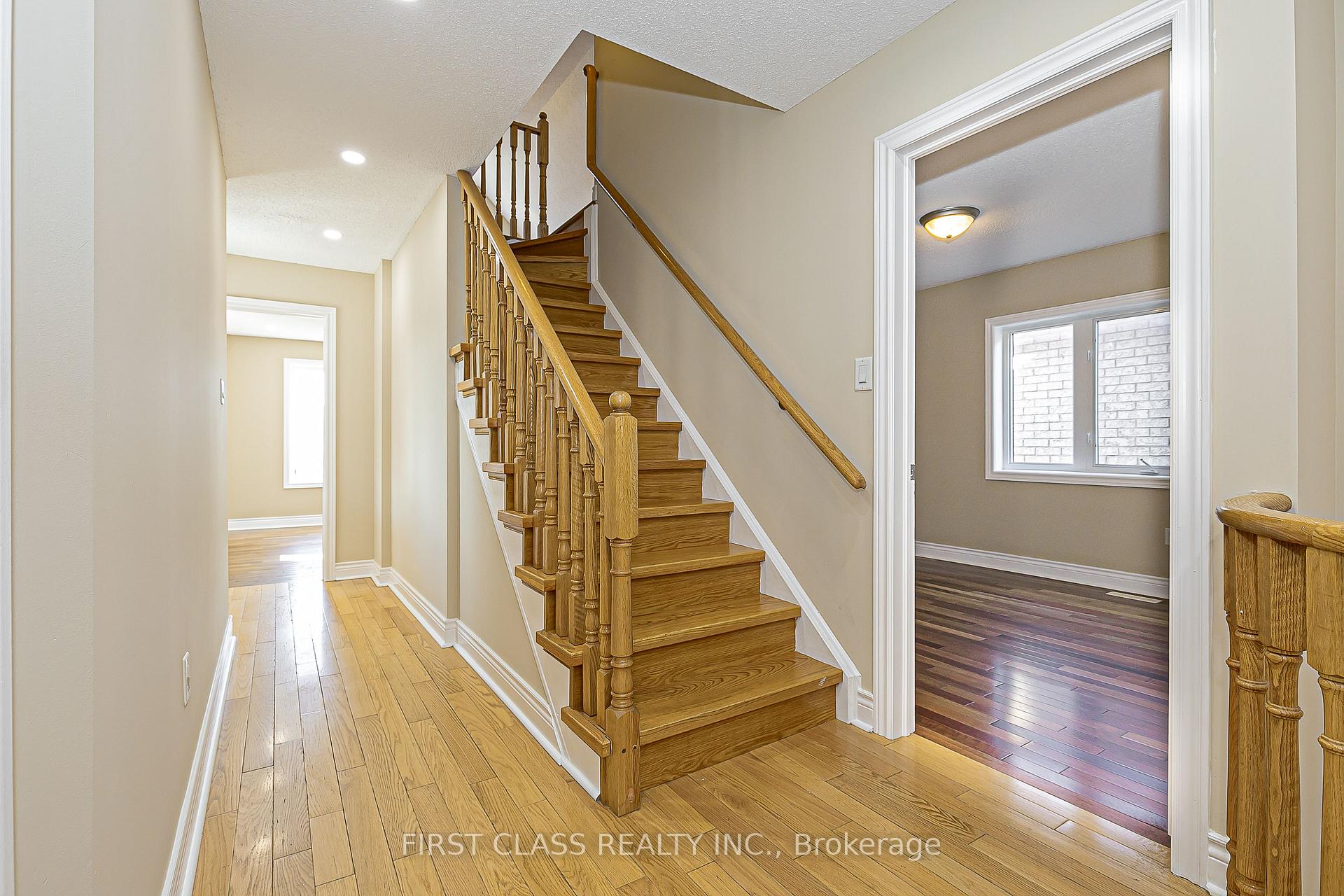 Photo 34 of 45 Summerlea Street, Markham, Middlefield — HOMEH
