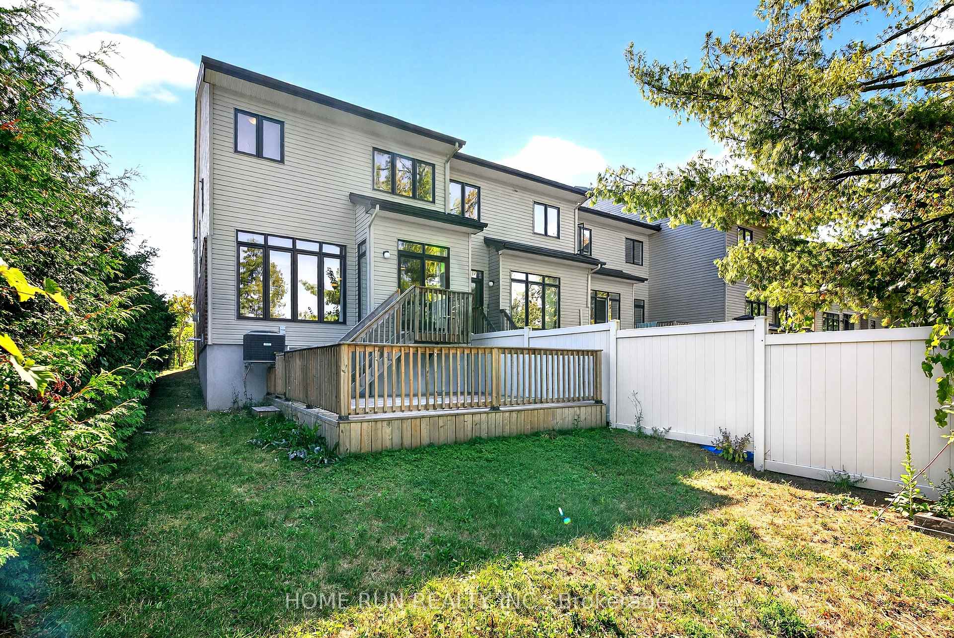 Photo 37 of 140 Kinghaven Crescent, Ottawa, Kanata - Bridlewood — HOMEH
