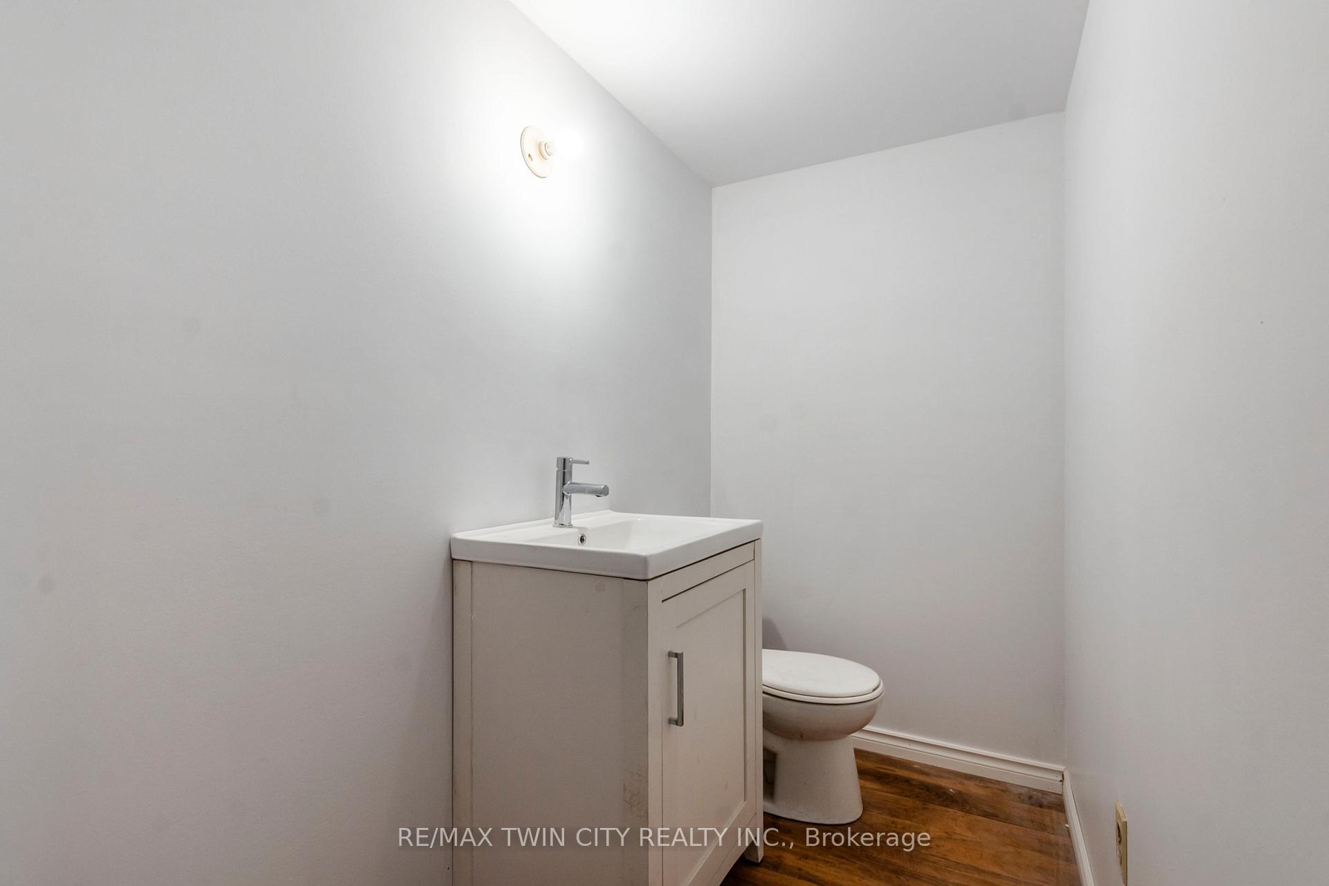 Photo 34 of 413 Carson Drive, Kitchener — HOMEH