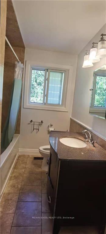 Photo 9 of Unit Main, 56 Robinson Street, Markham, Bullock — HOMEH