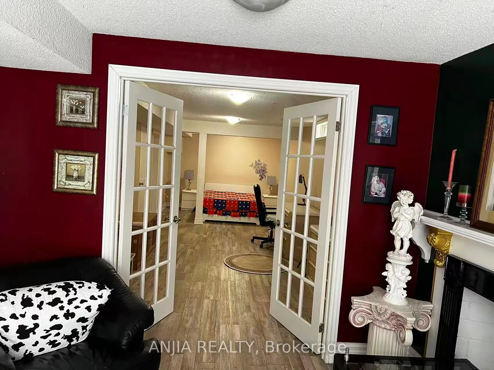 Photo 3 of Unit Bsmt #1, 3441 Sanderling Crescent, Mississauga, Erin Mills — HOMEH