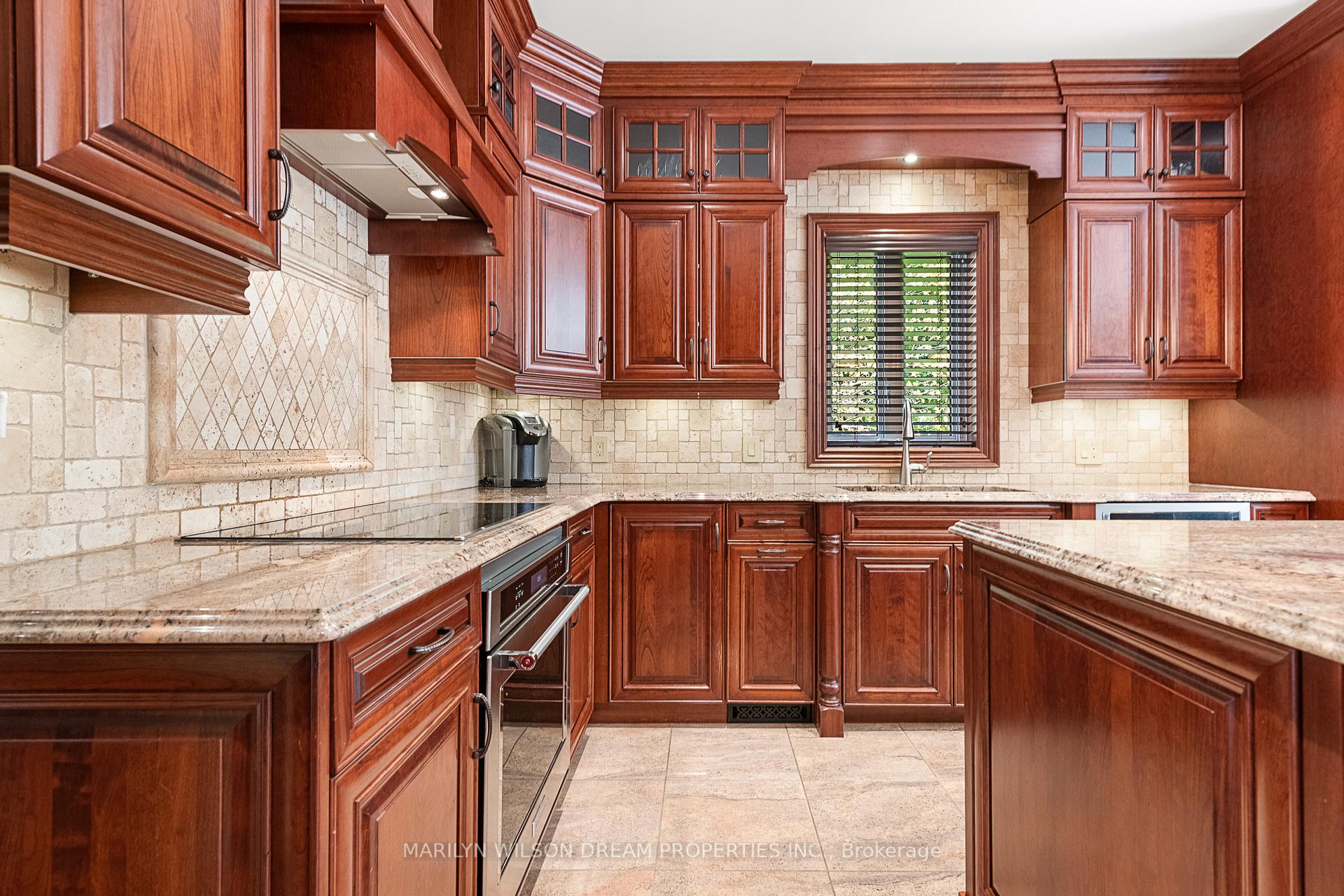 Photo 16 of 1095 Halton Terrace, Ottawa, Kanata - Morgan's Grant/South March — HOMEH