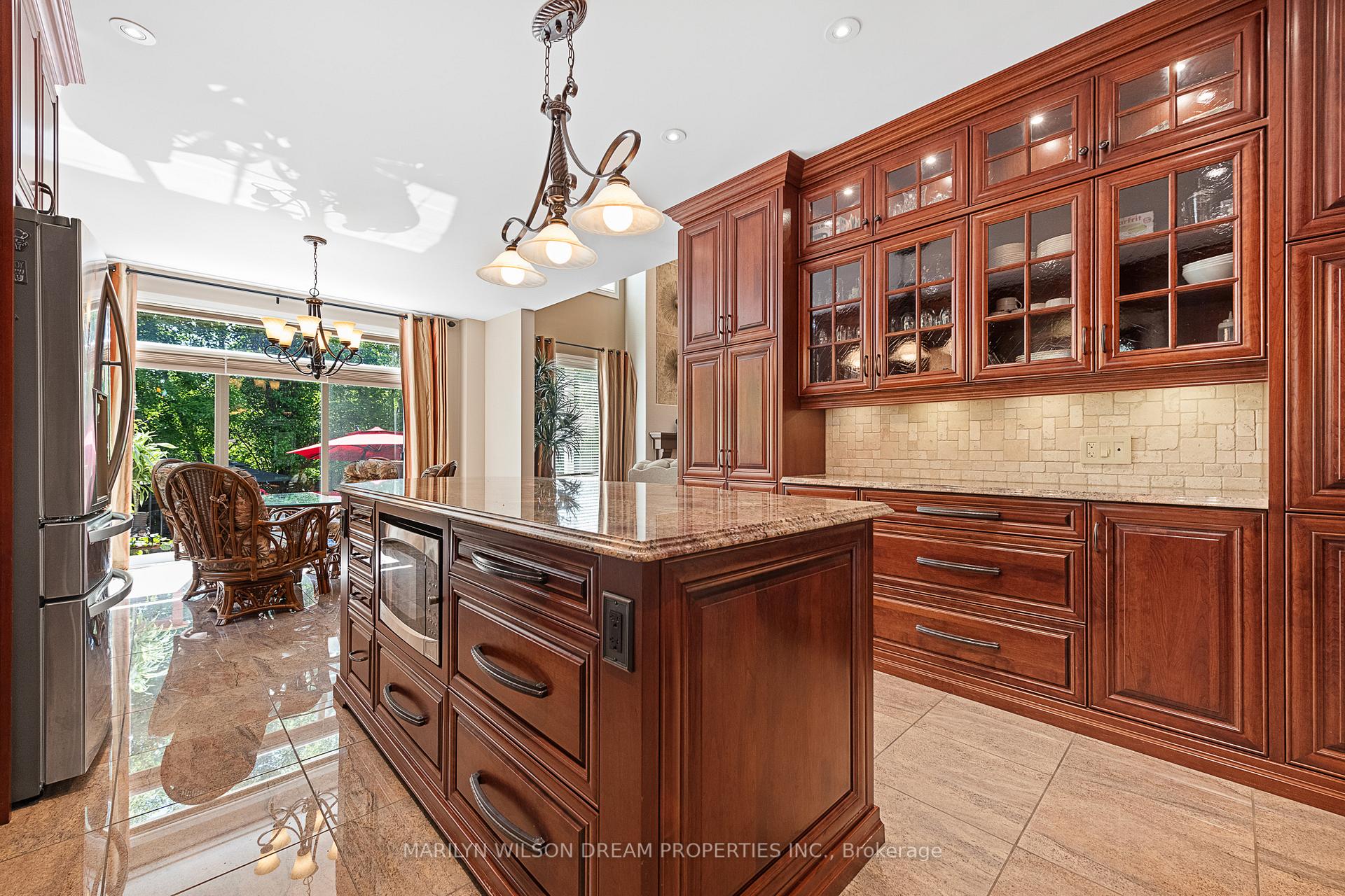 Photo 17 of 1095 Halton Terrace, Ottawa, Kanata - Morgan's Grant/South March — HOMEH