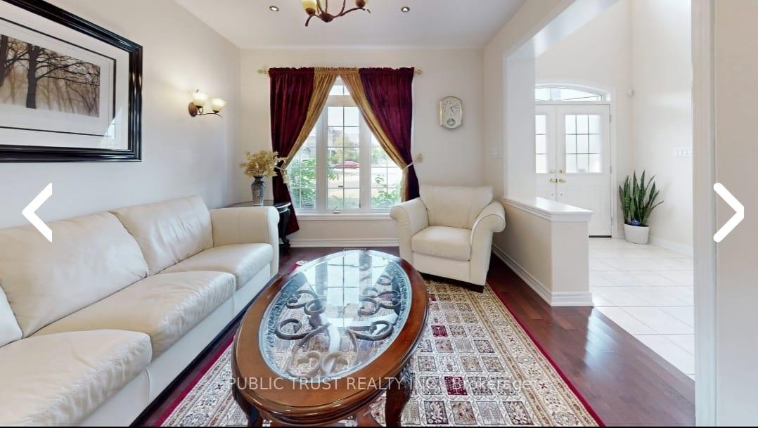 Photo 5 of 54 Pagnello Court, Markham, Box Grove — HOMEH