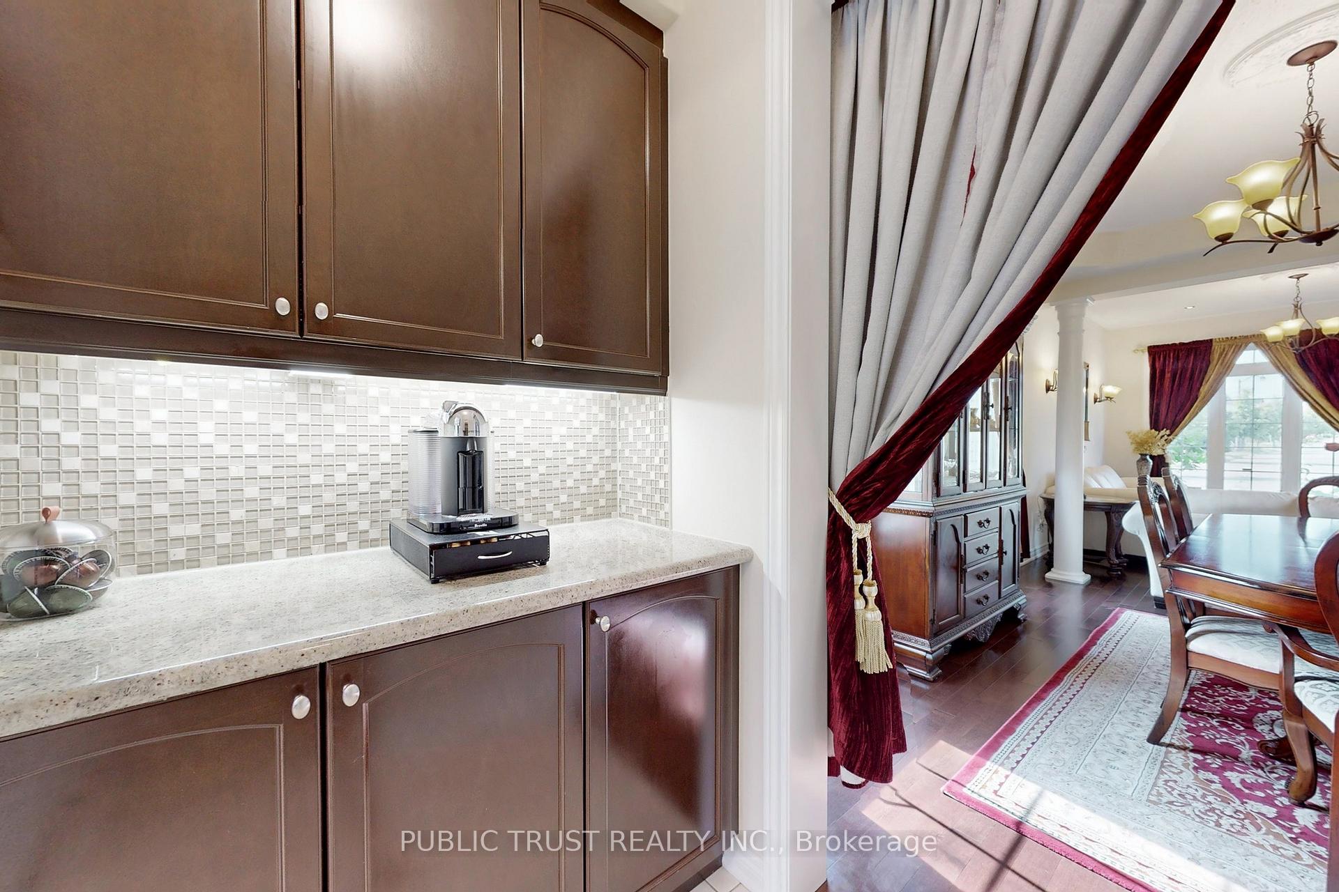Photo 10 of 54 Pagnello Court, Markham, Box Grove — HOMEH