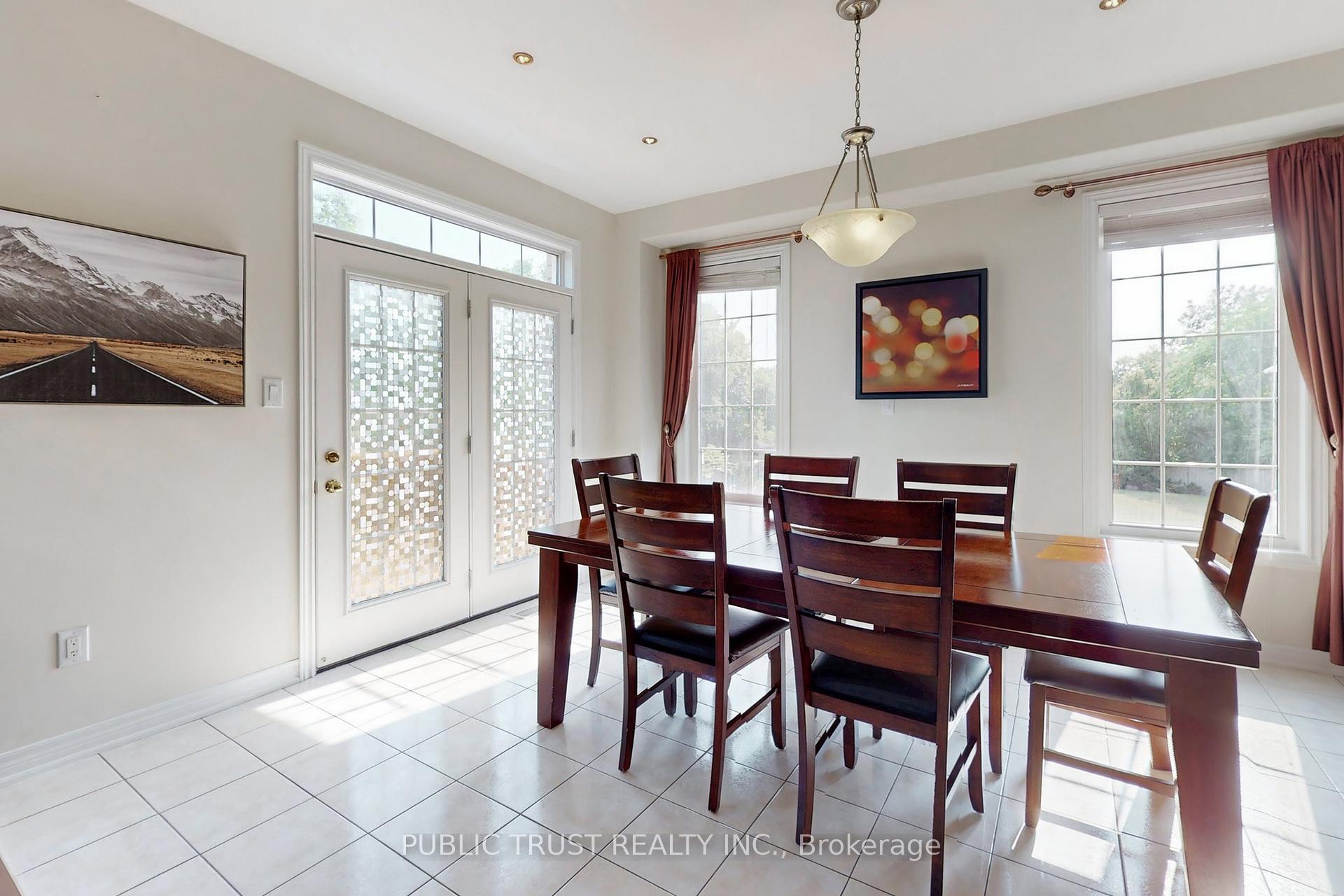 Photo 14 of 54 Pagnello Court, Markham, Box Grove — HOMEH