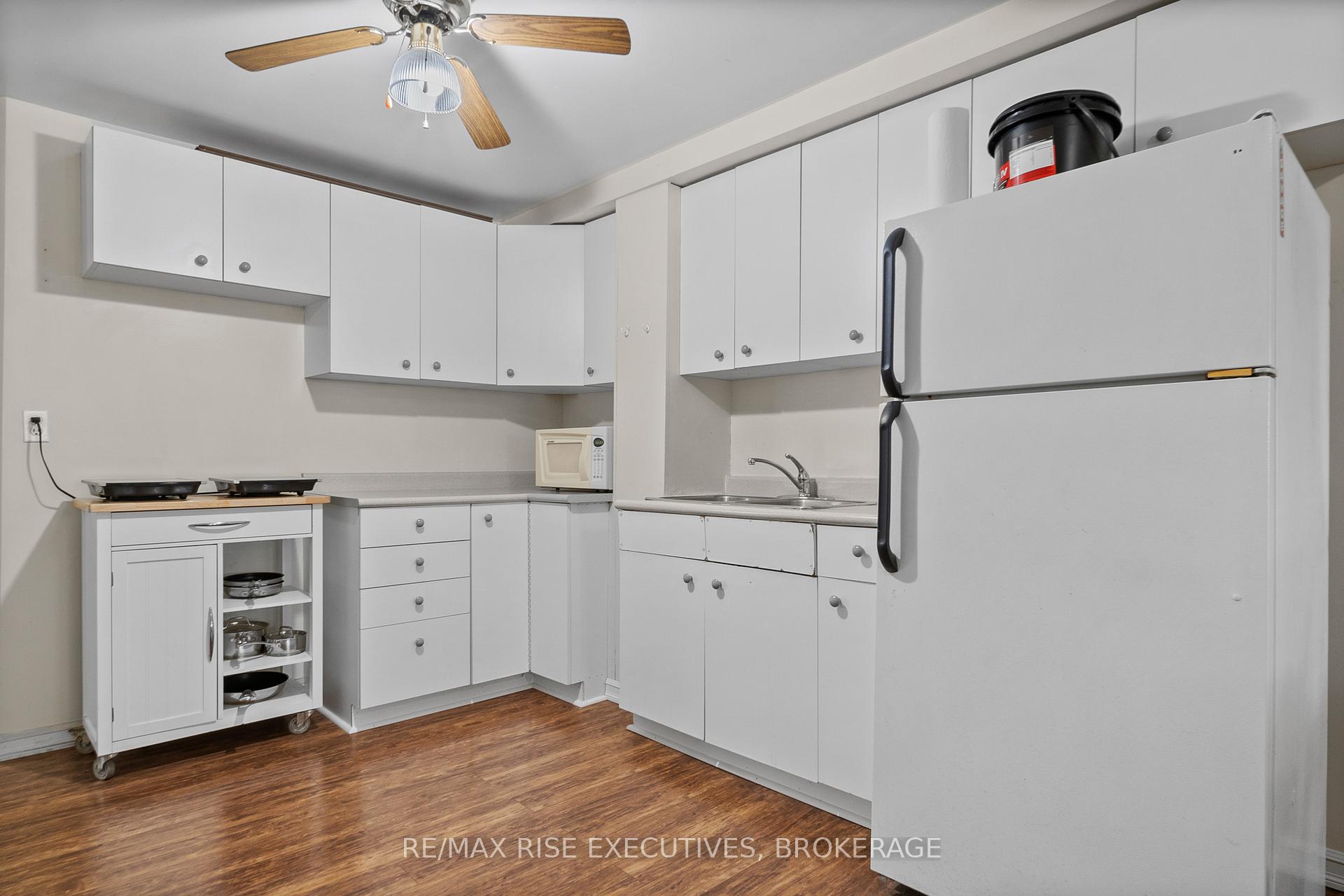 Photo 22 of 1279 Brackenwood Crescent, Kingston, City Northwest — HOMEH