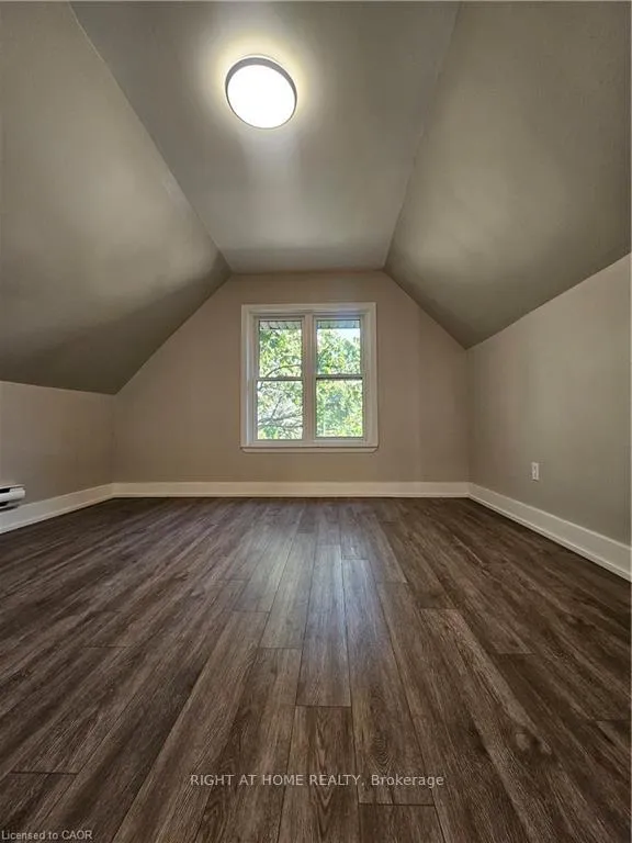 Photo 10 of Unit 4, 526 King Street E, Hamilton, Landsdale — HOMEH