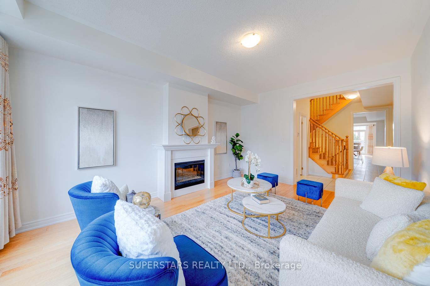 Photo 3 of 4606 16th Avenue, Markham, Berczy — HOMEH