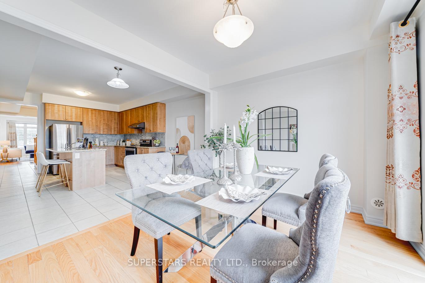 Photo 10 of 4606 16th Avenue, Markham, Berczy — HOMEH