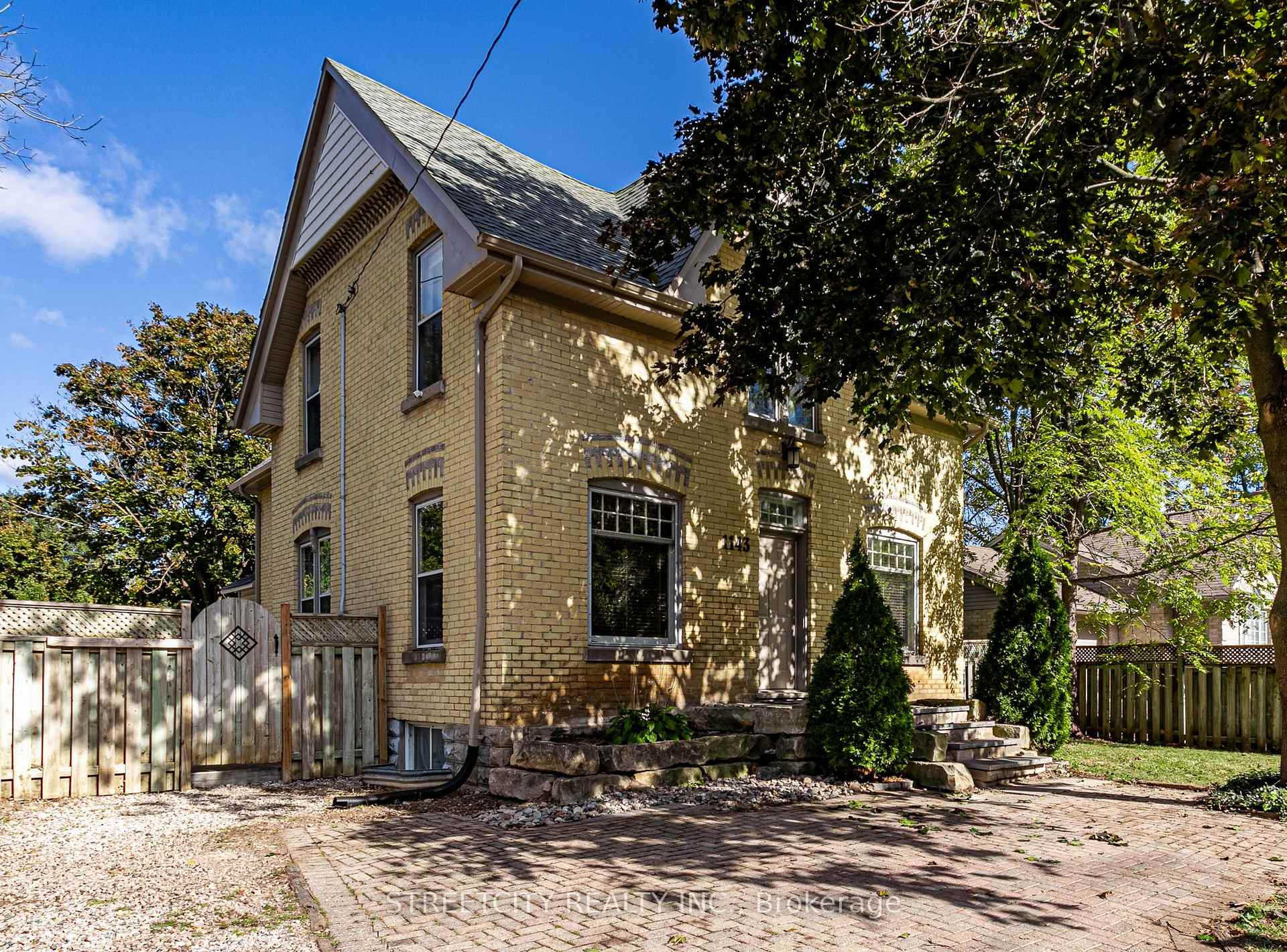 Front of 1143 Riverside Drive