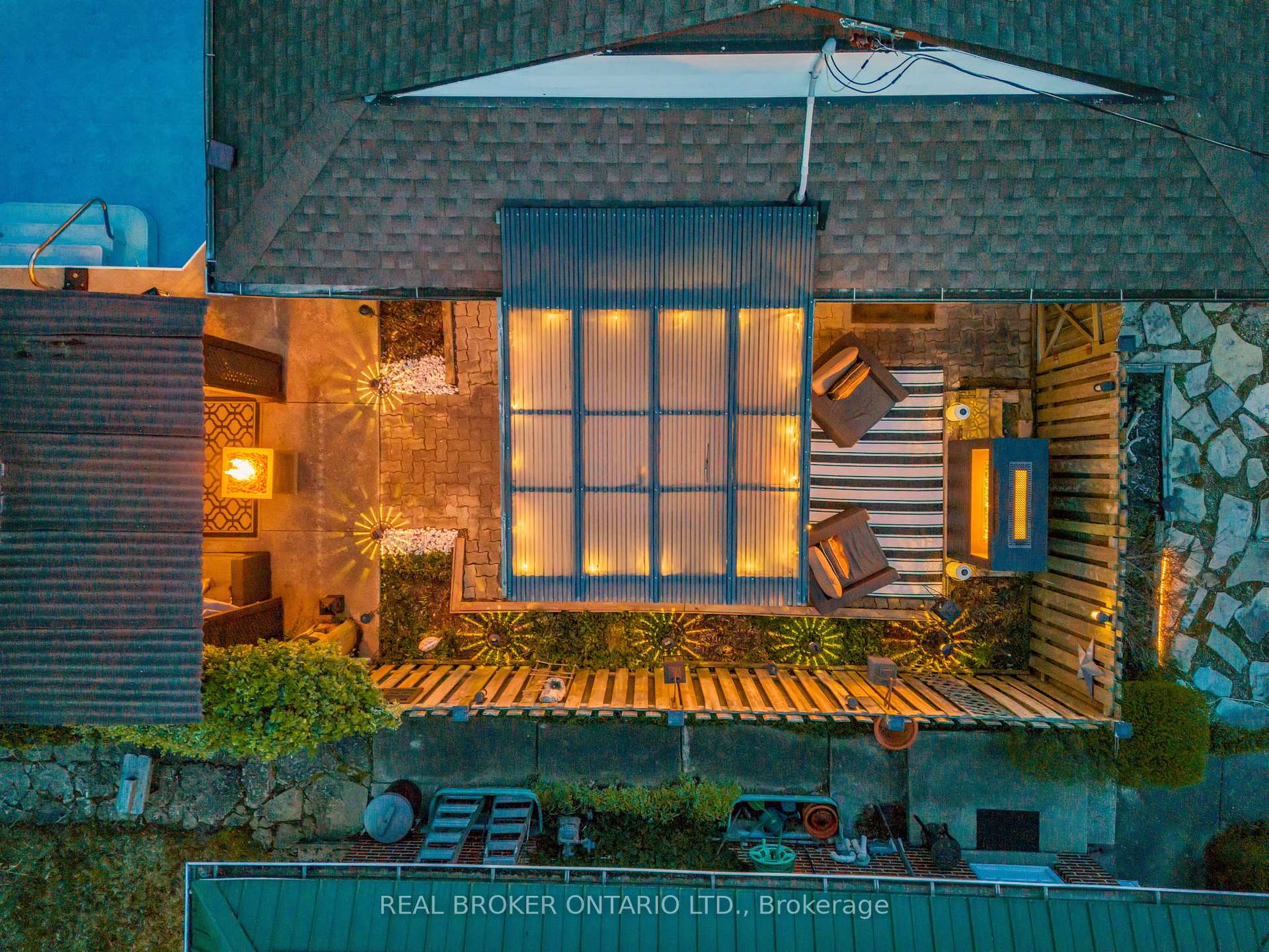 Photo 35 of 924 Union Street, Kitchener — HOMEH