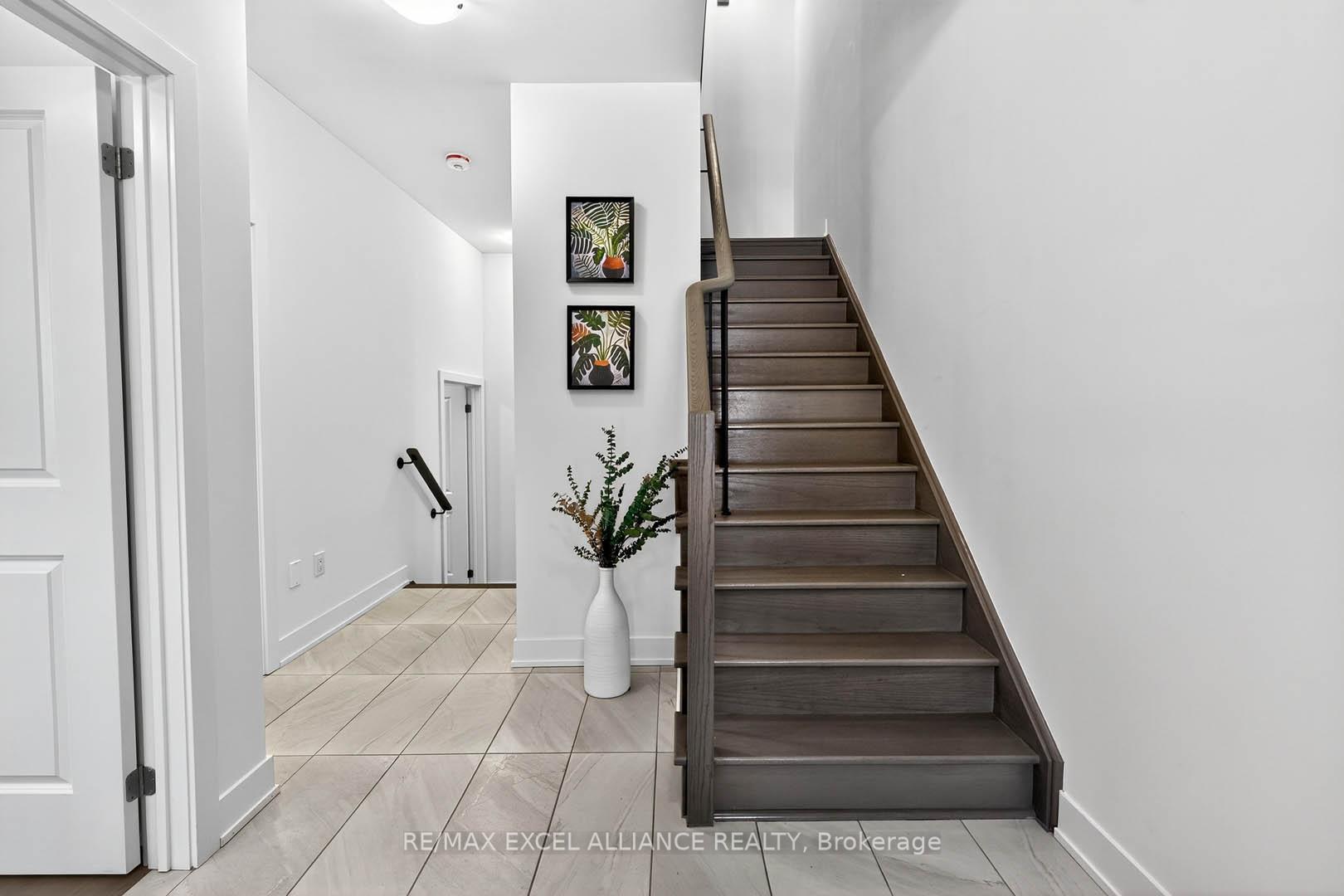 Photo 5 of 13 Arthur White Lane, Markham, Wismer — HOMEH