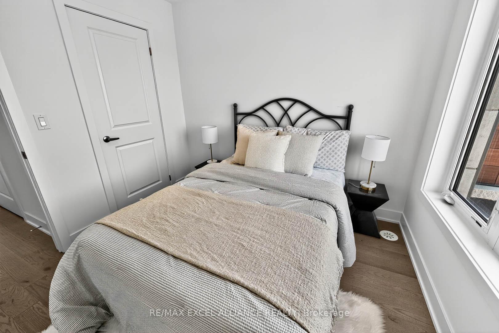Photo 39 of 13 Arthur White Lane, Markham, Wismer — HOMEH