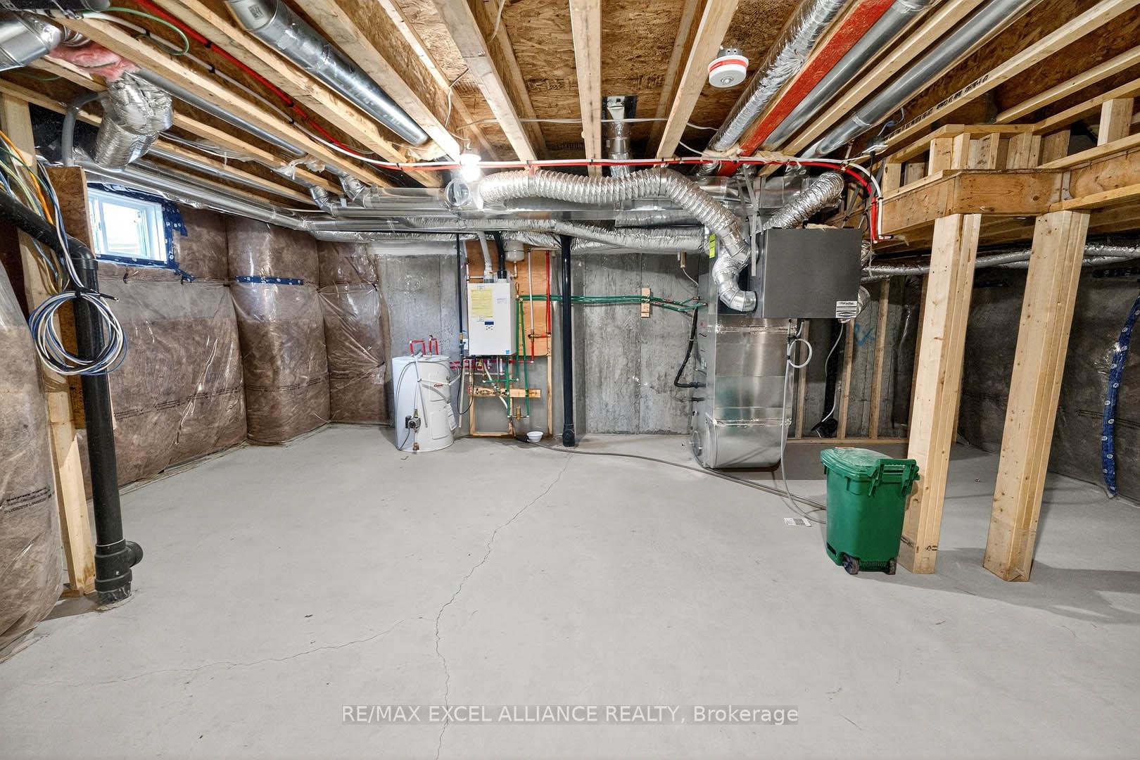 Photo 48 of 13 Arthur White Lane, Markham, Wismer — HOMEH
