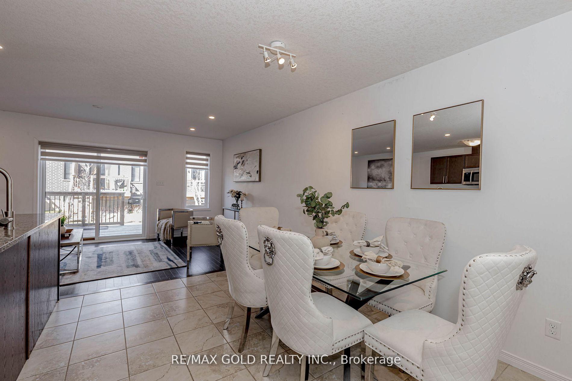 Photo 7 of 508 Woodlea Court, Kitchener, Huron Park — HOMEH