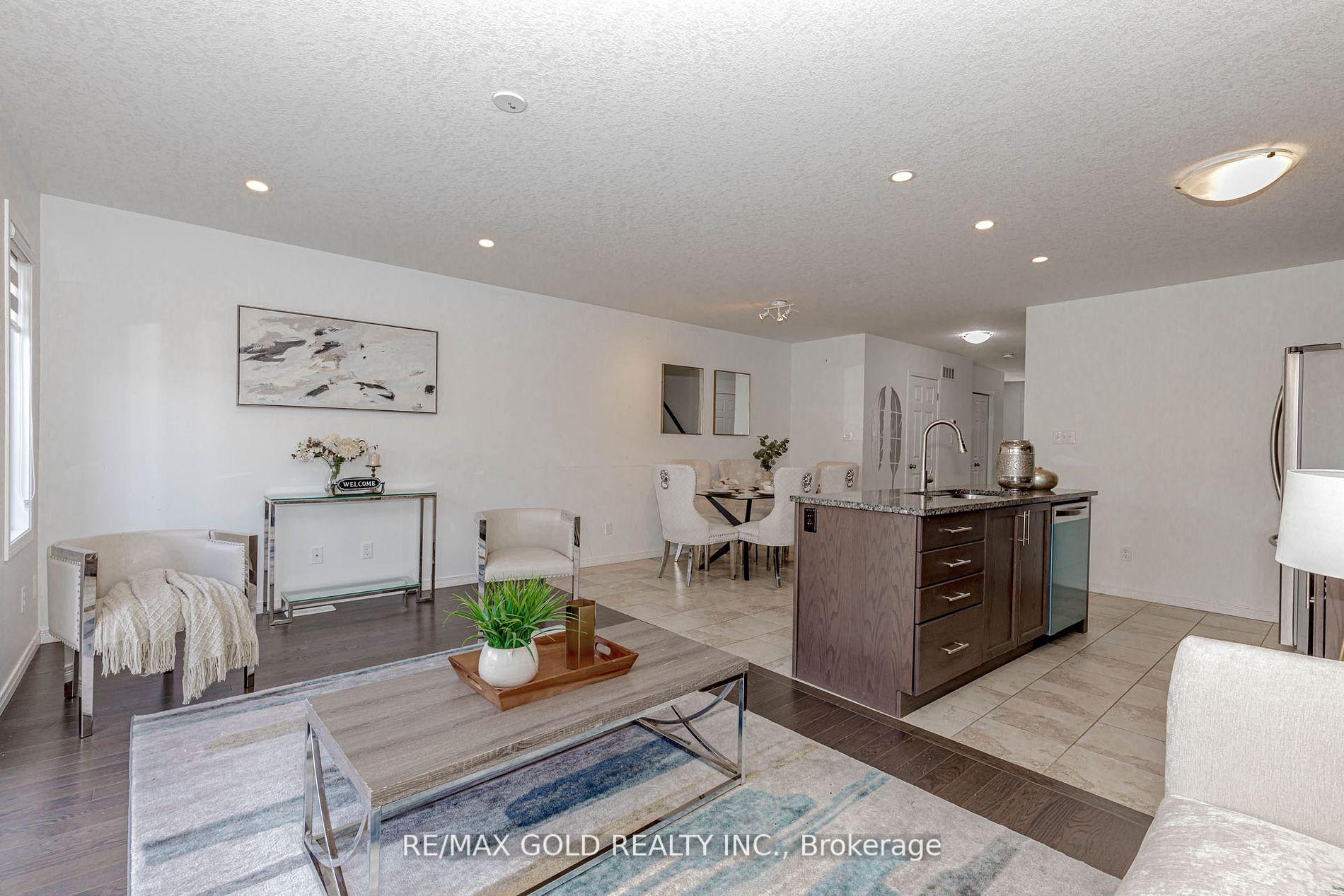 Photo 21 of 508 Woodlea Court, Kitchener, Huron Park — HOMEH