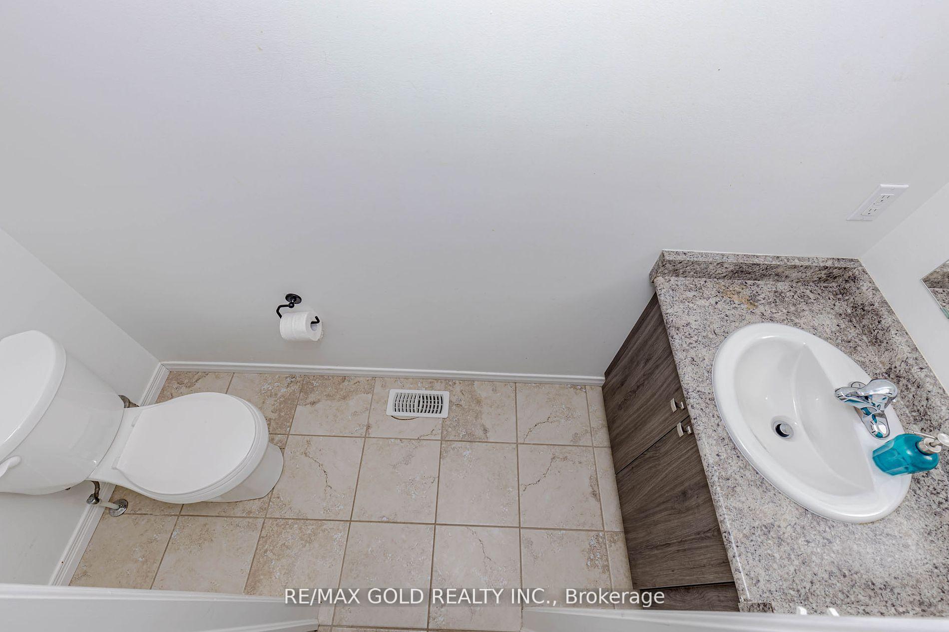 Photo 24 of 508 Woodlea Court, Kitchener, Huron Park — HOMEH