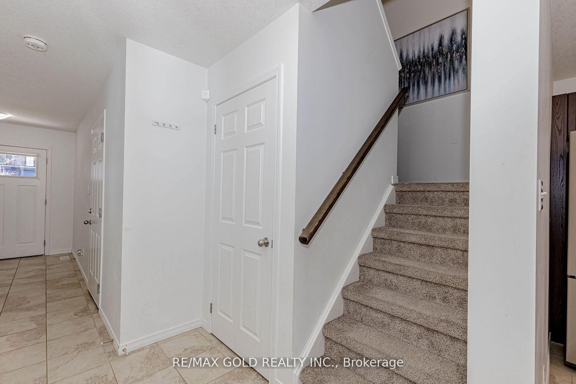 Photo 25 of 508 Woodlea Court, Kitchener, Huron Park — HOMEH