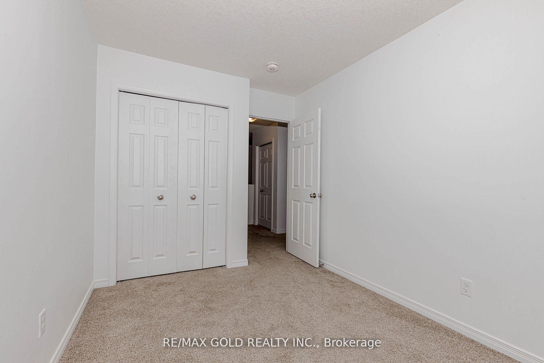 Photo 37 of 508 Woodlea Court, Kitchener, Huron Park — HOMEH