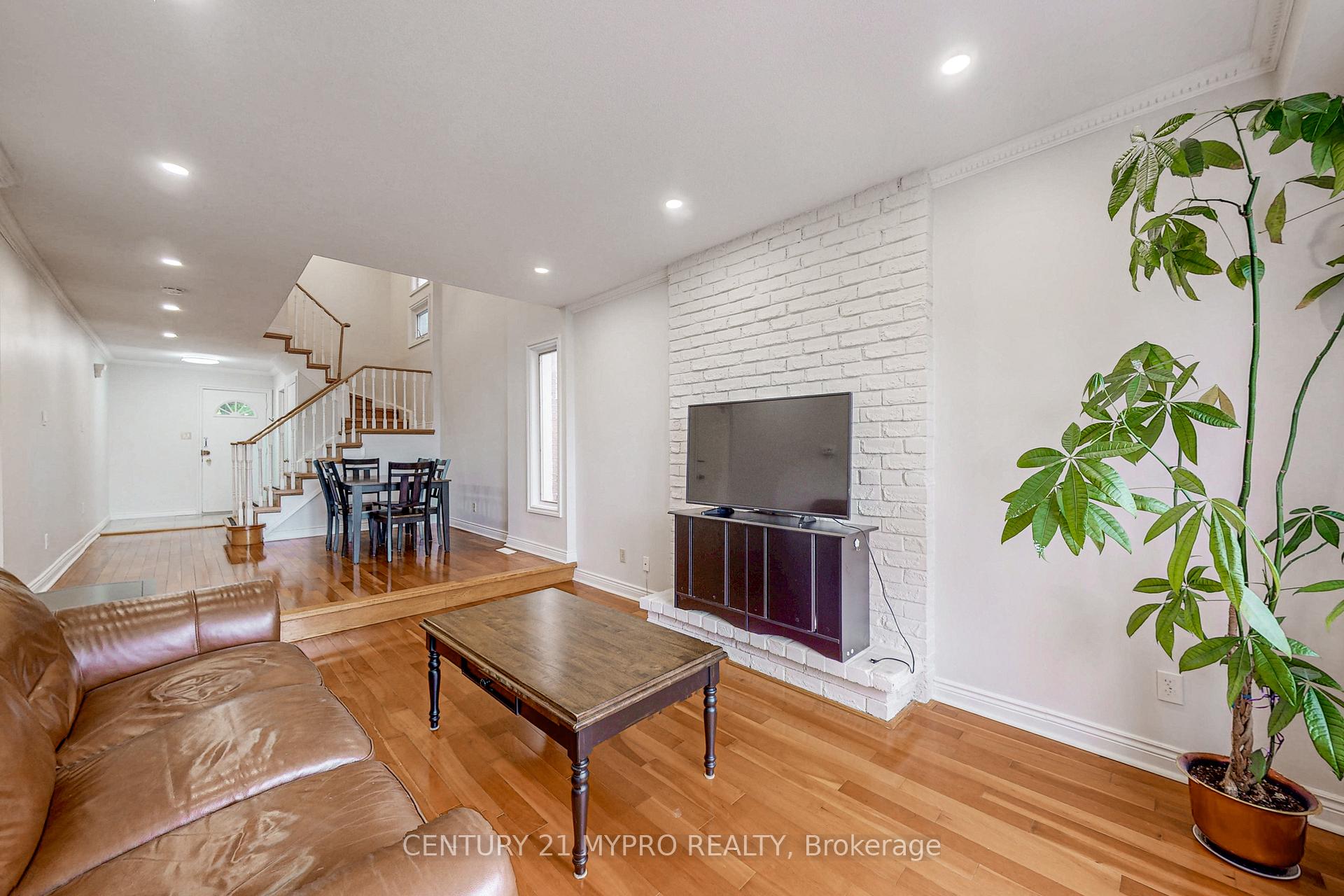 Photo 14 of 52 Foxglove Court, Markham, Unionville — HOMEH