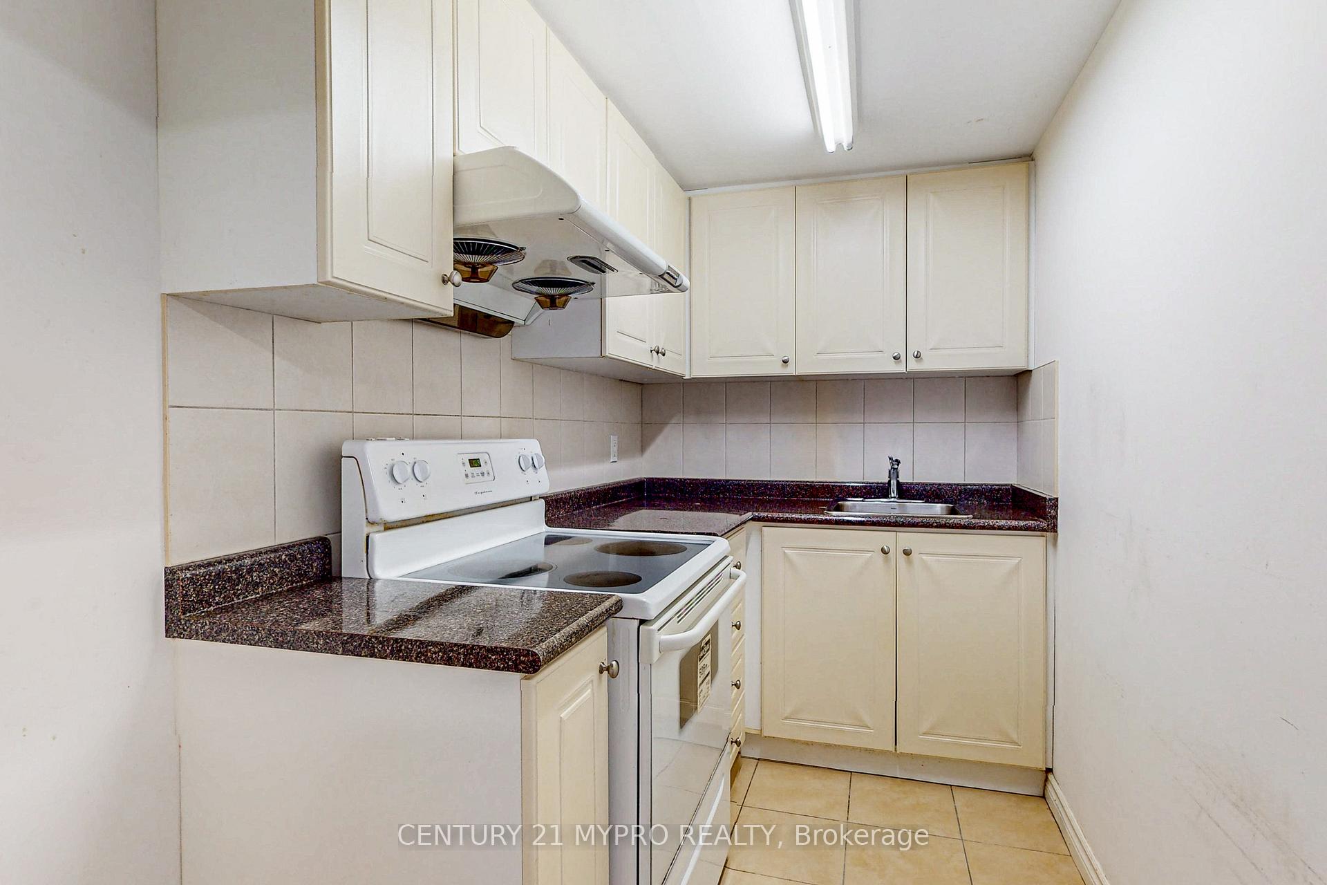 Photo 31 of 52 Foxglove Court, Markham, Unionville — HOMEH
