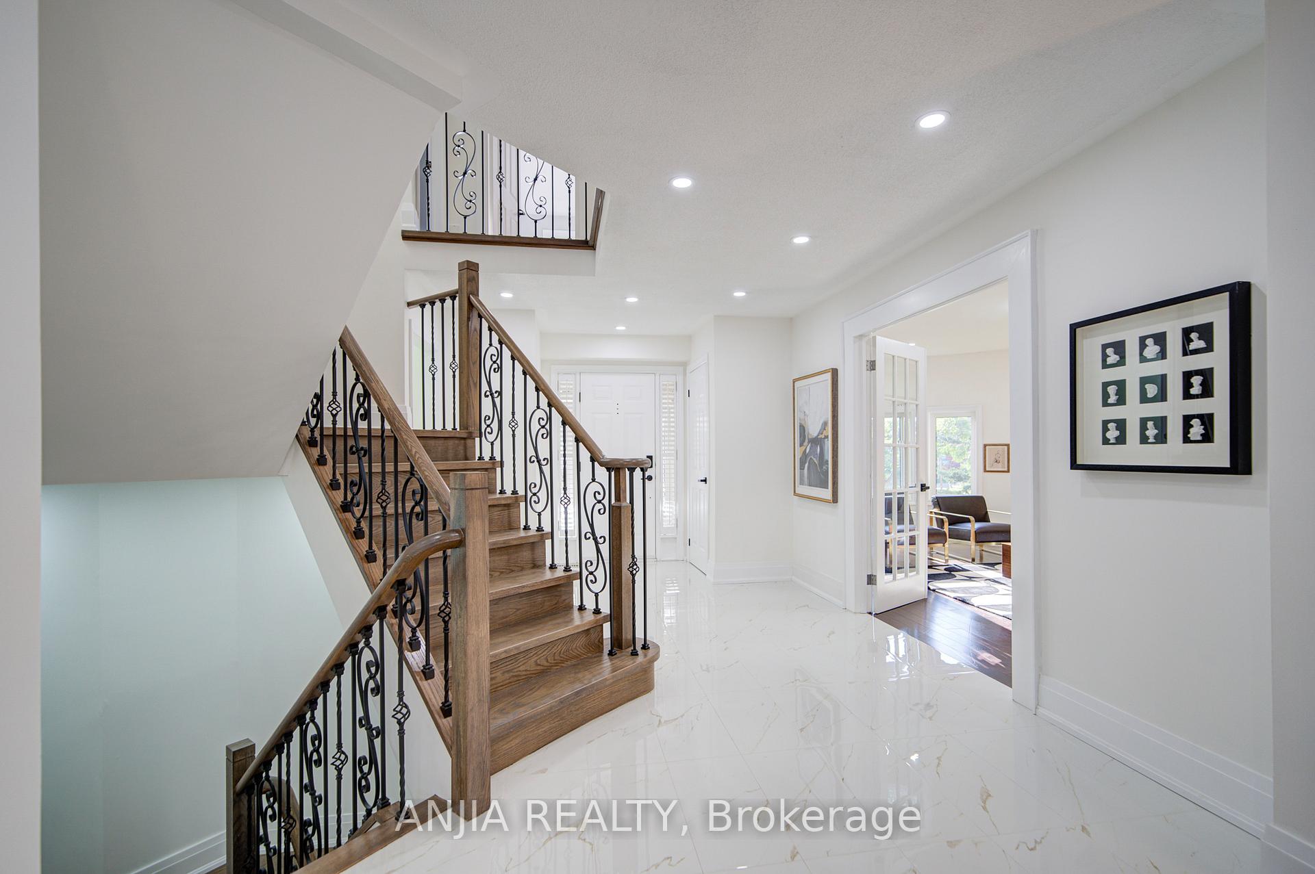 Photo 5 of 78 Corby Road, Markham, Unionville — HOMEH