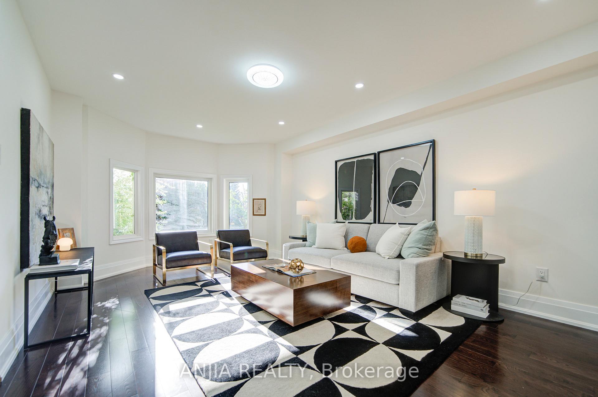 Photo 6 of 78 Corby Road, Markham, Unionville — HOMEH