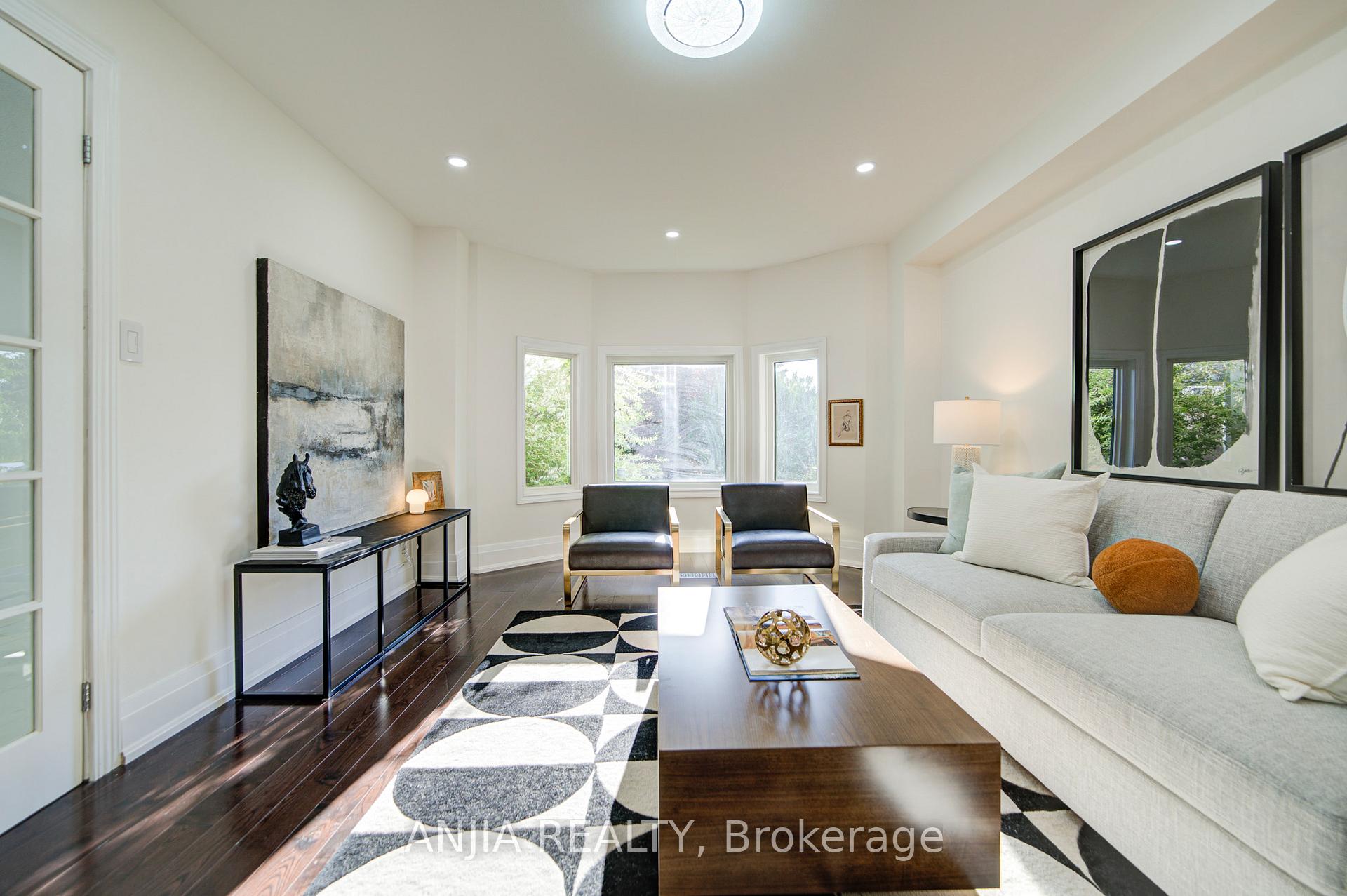 Photo 7 of 78 Corby Road, Markham, Unionville — HOMEH