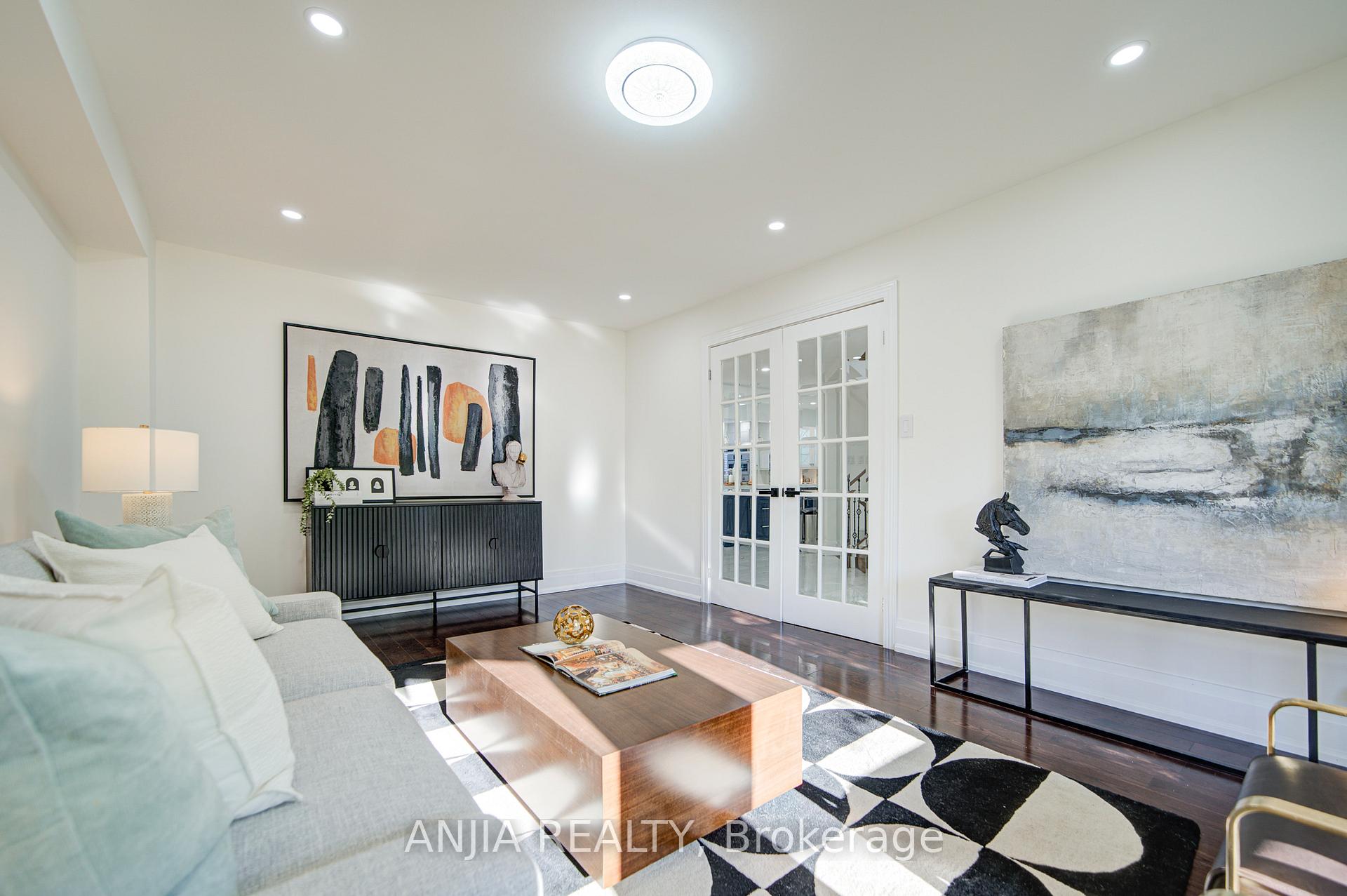 Photo 8 of 78 Corby Road, Markham, Unionville — HOMEH