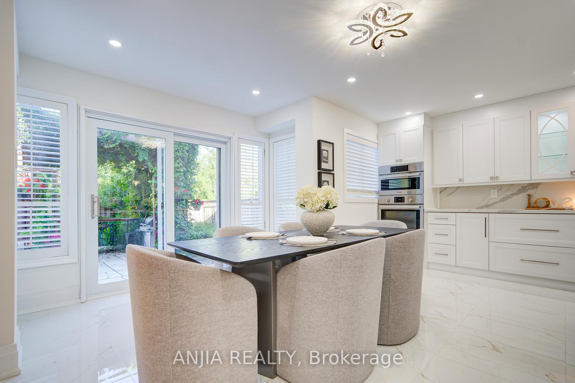 Photo 18 of 78 Corby Road, Markham, Unionville — HOMEH