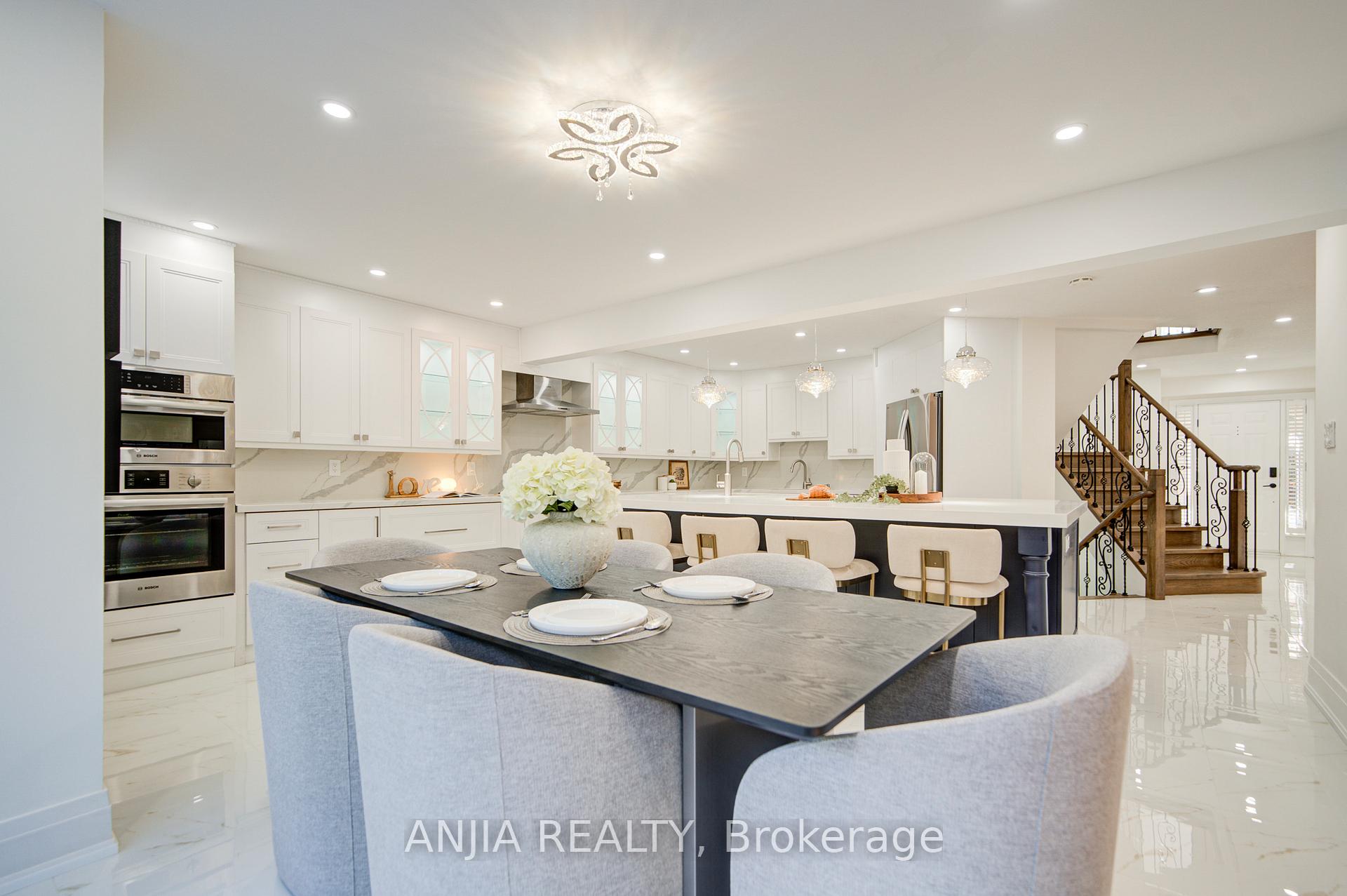 Photo 19 of 78 Corby Road, Markham, Unionville — HOMEH