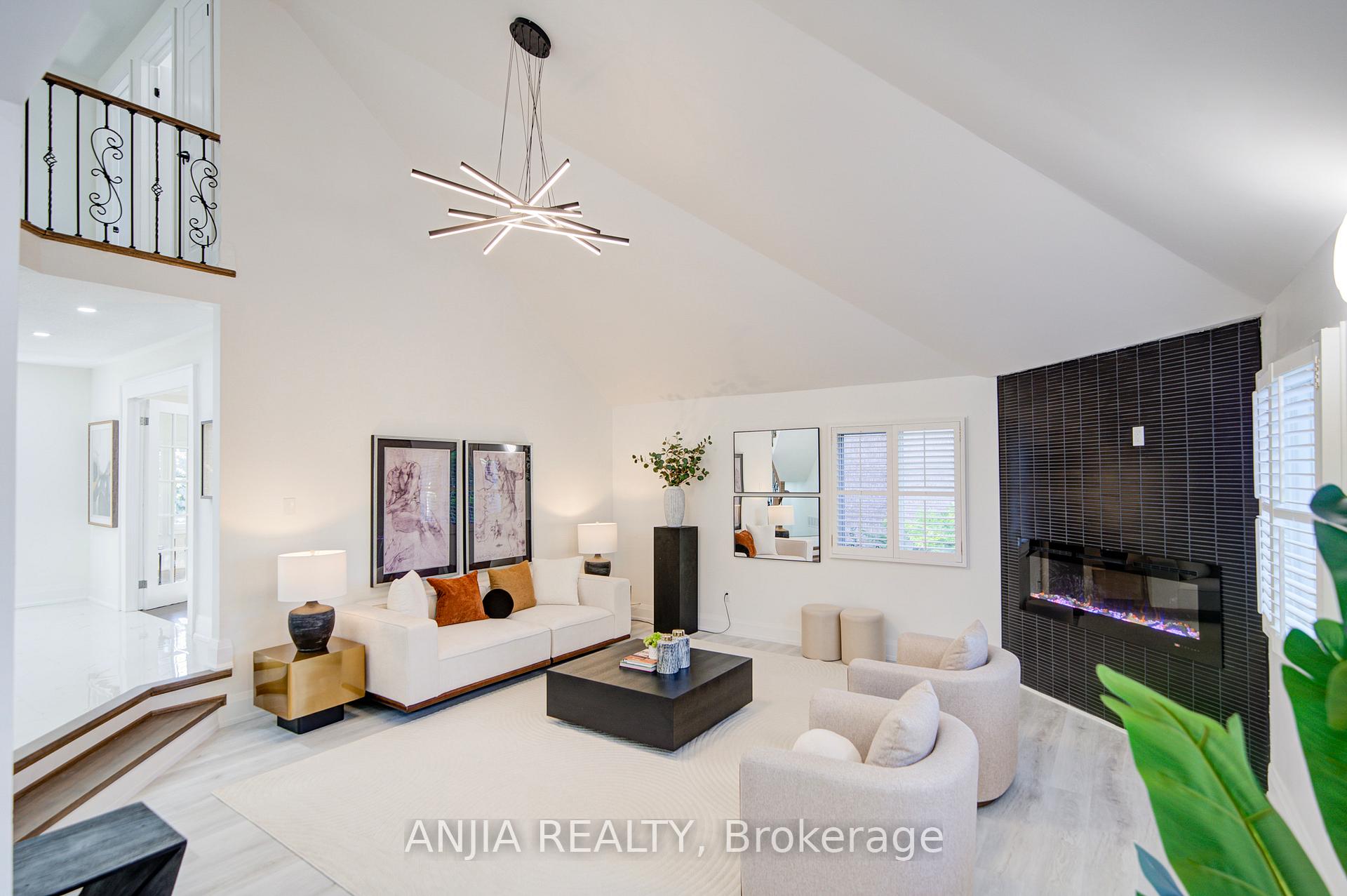 Photo 20 of 78 Corby Road, Markham, Unionville — HOMEH