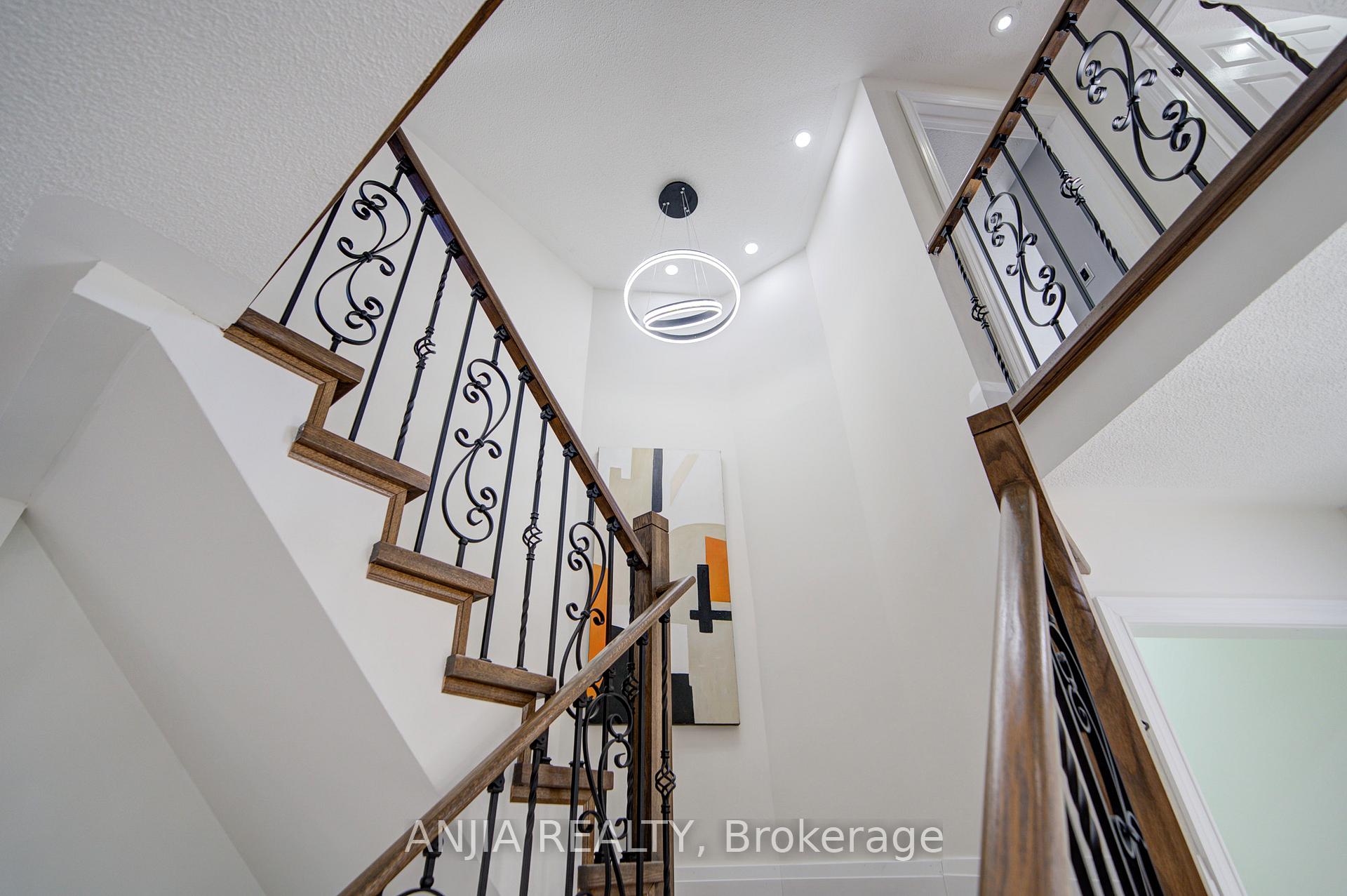 Photo 22 of 78 Corby Road, Markham, Unionville — HOMEH