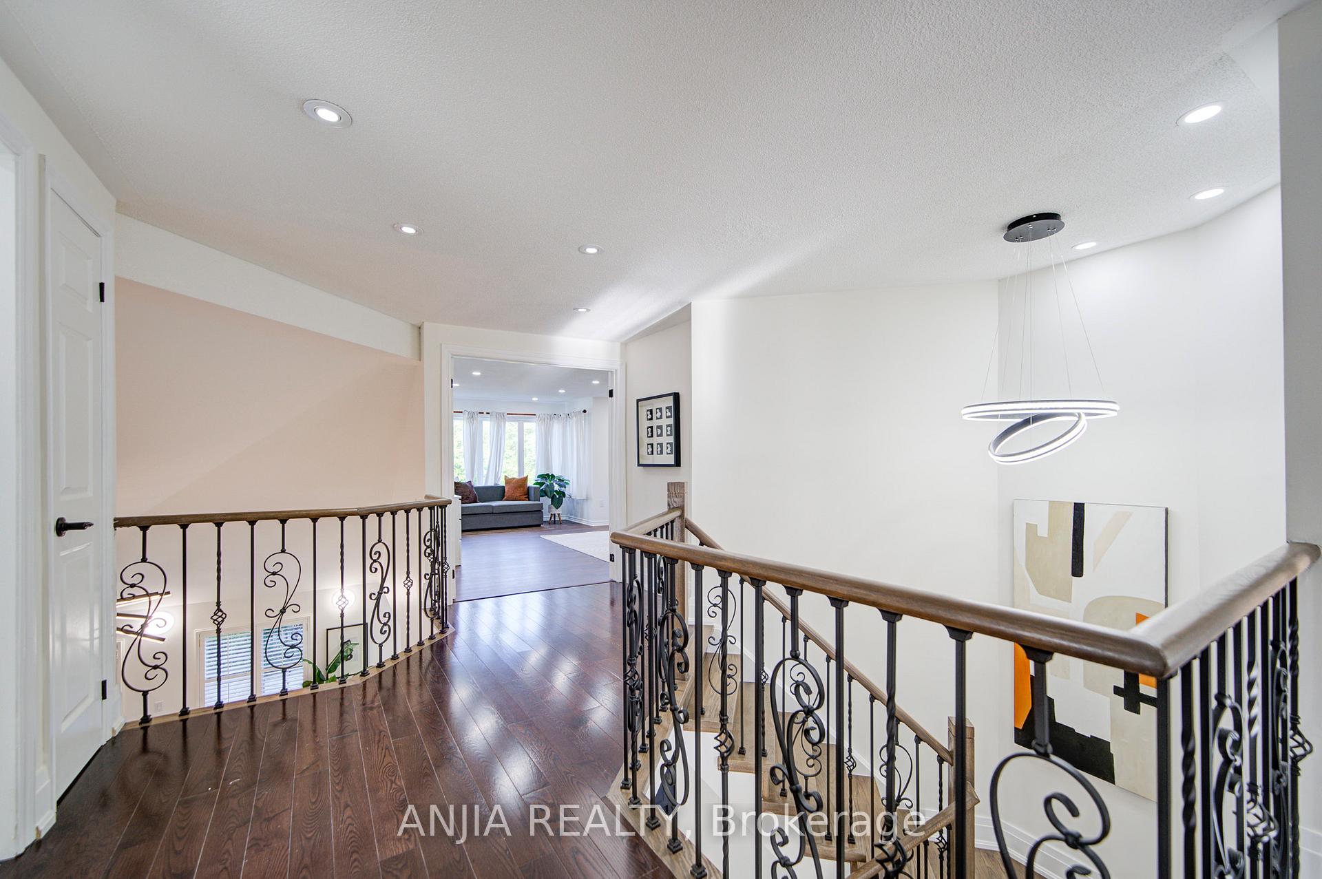 Photo 24 of 78 Corby Road, Markham, Unionville — HOMEH