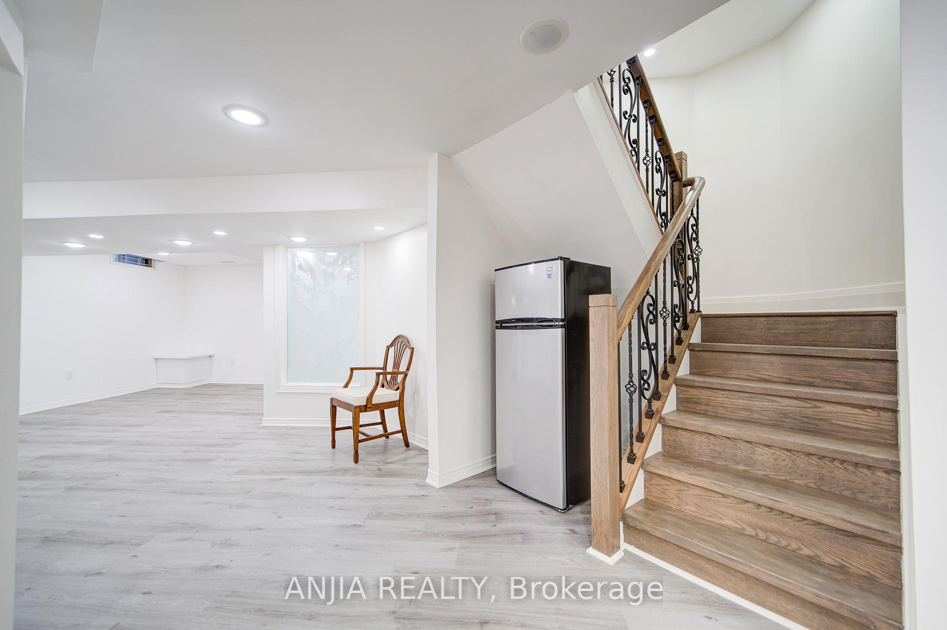 Photo 35 of 78 Corby Road, Markham, Unionville — HOMEH
