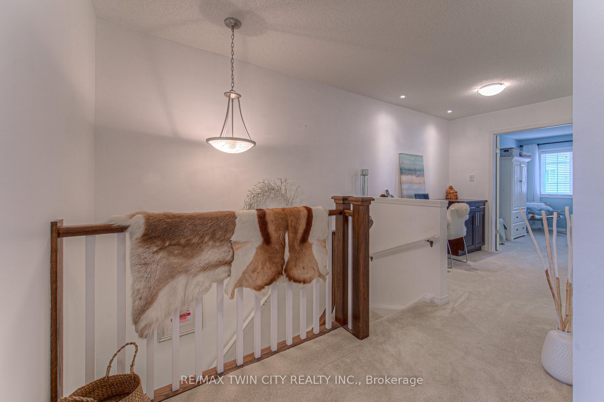 Photo 20 of 513 Beaumont Crescent, Kitchener — HOMEH