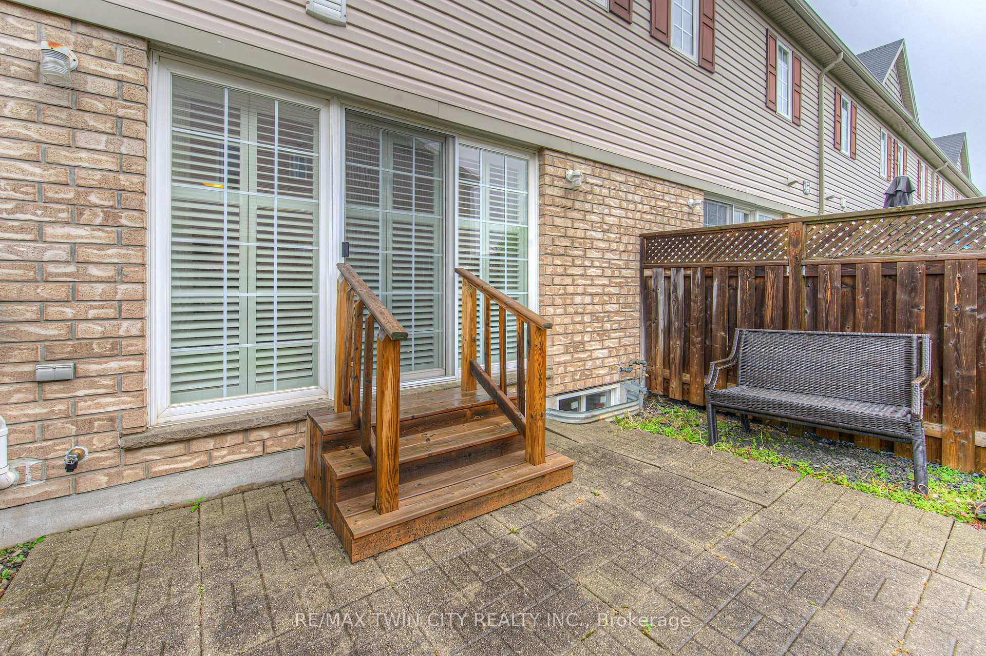 Photo 31 of 513 Beaumont Crescent, Kitchener — HOMEH