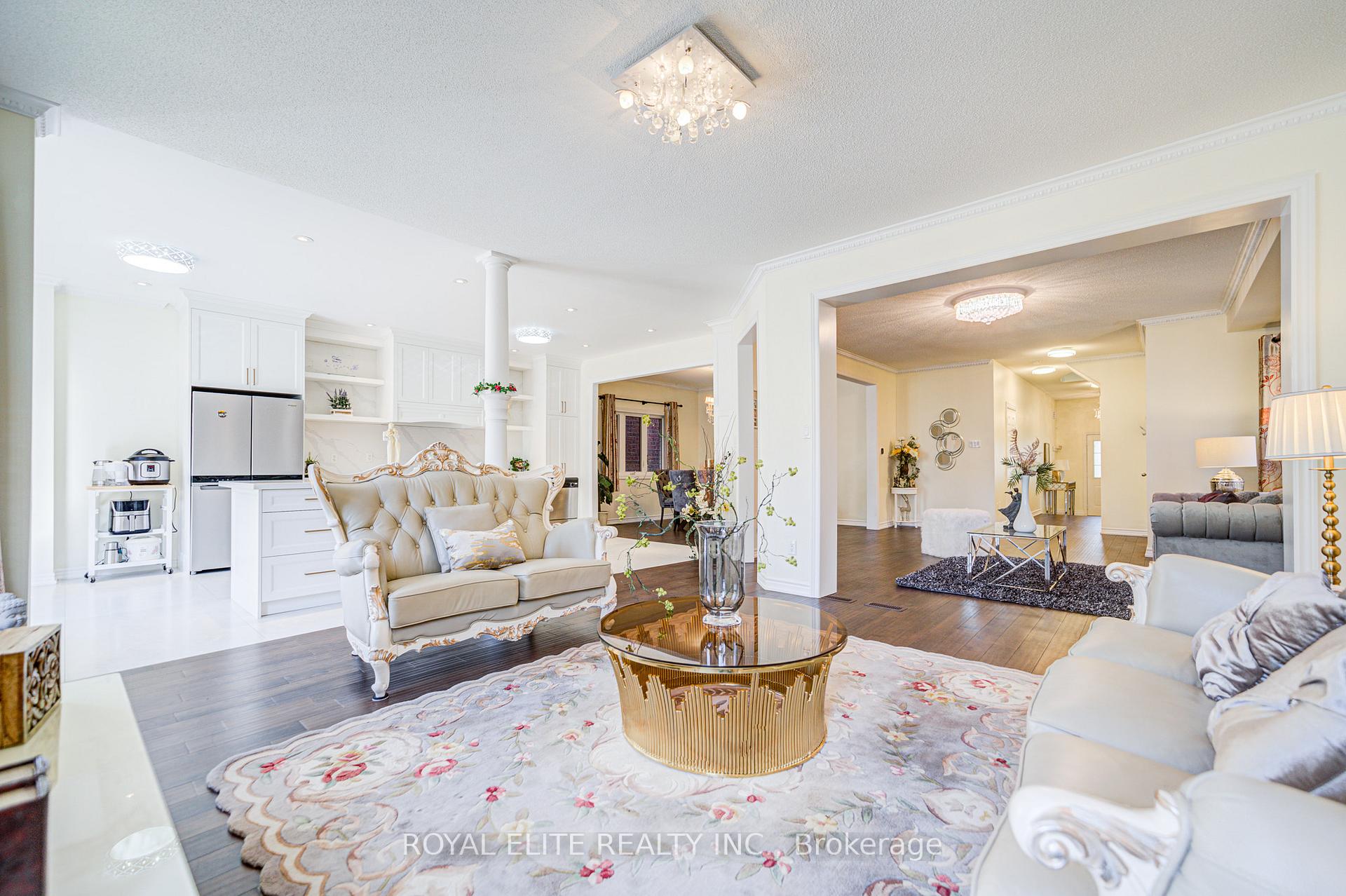 Photo 11 of 265 Helen Avenue, Markham, Village Green-South Unionville — HOMEH