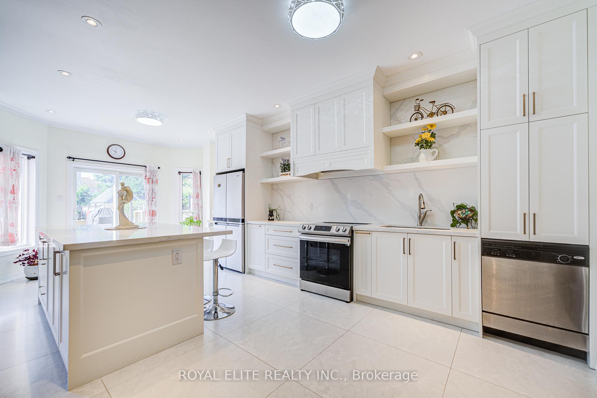 Photo 17 of 265 Helen Avenue, Markham, Village Green-South Unionville — HOMEH