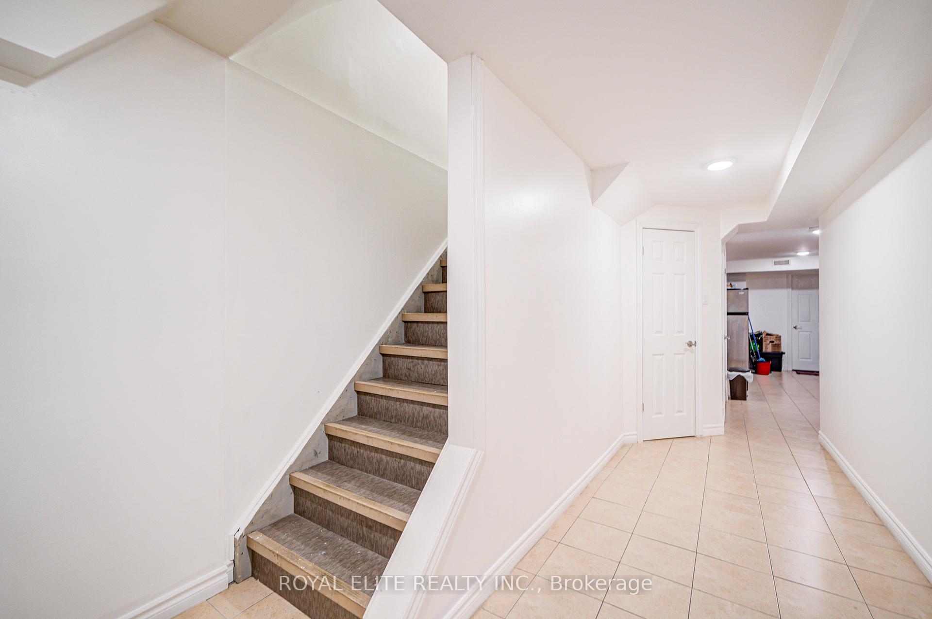 Photo 35 of 265 Helen Avenue, Markham, Village Green-South Unionville — HOMEH
