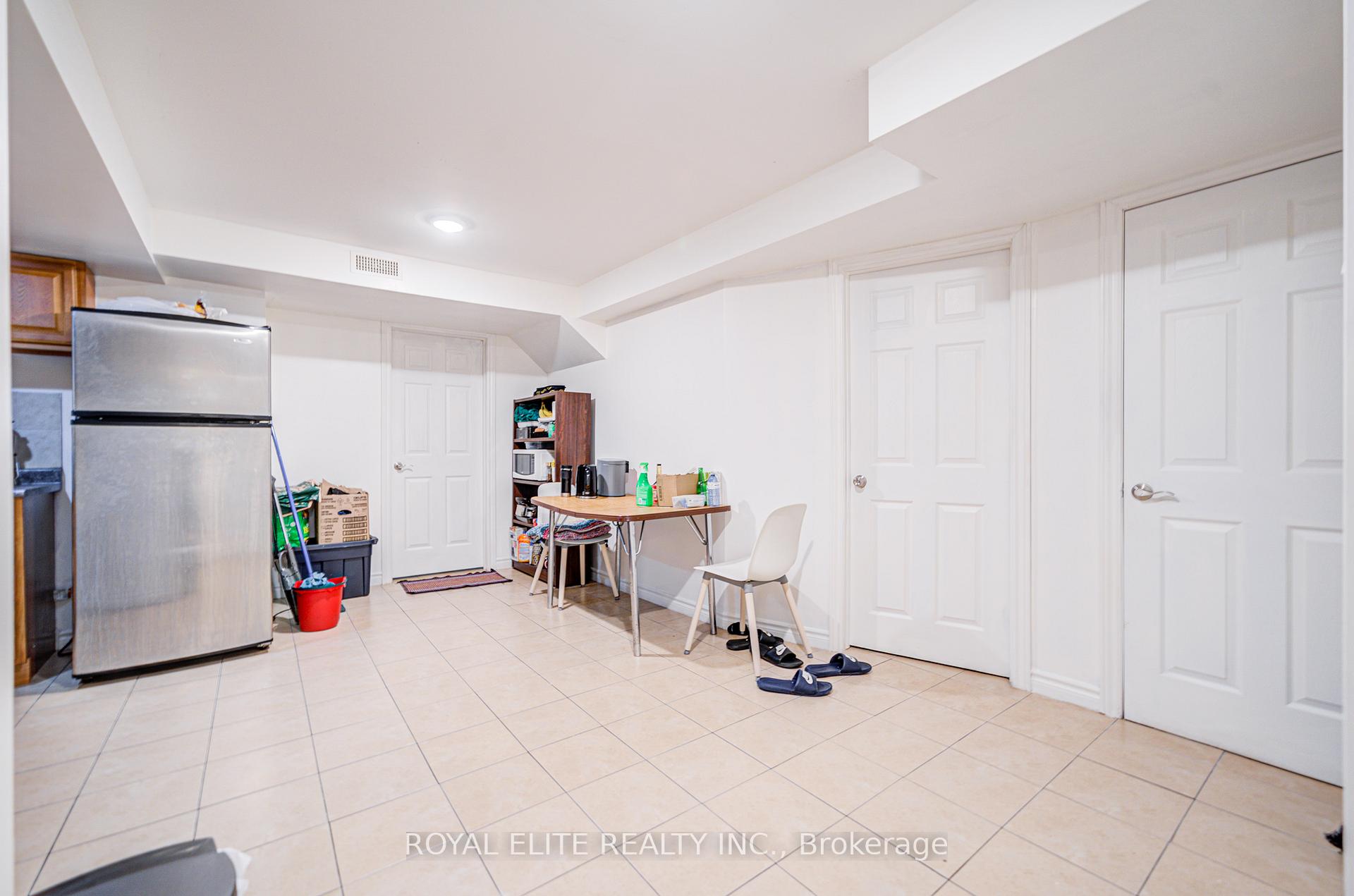 Photo 36 of 265 Helen Avenue, Markham, Village Green-South Unionville — HOMEH
