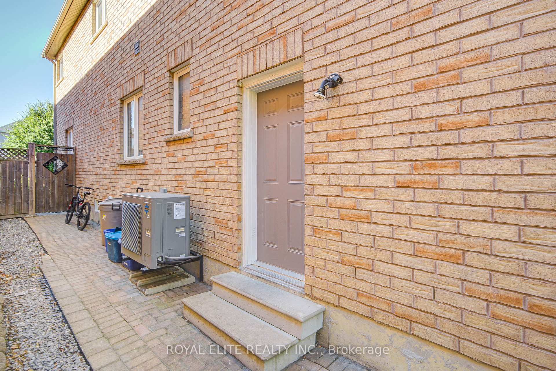 Photo 40 of 265 Helen Avenue, Markham, Village Green-South Unionville — HOMEH