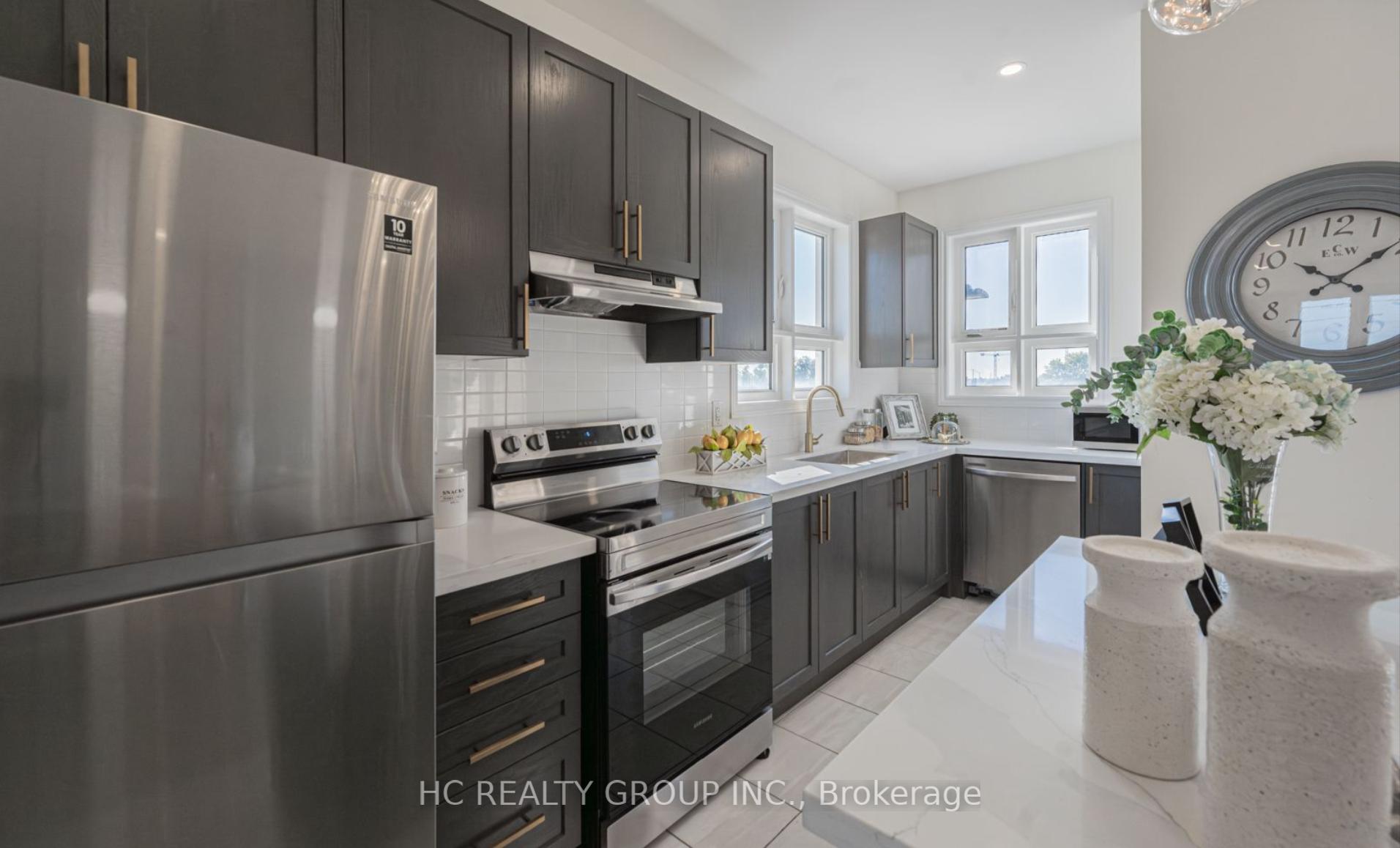 Photo 4 of 2 Chicago Lane, Markham, Wismer — HOMEH
