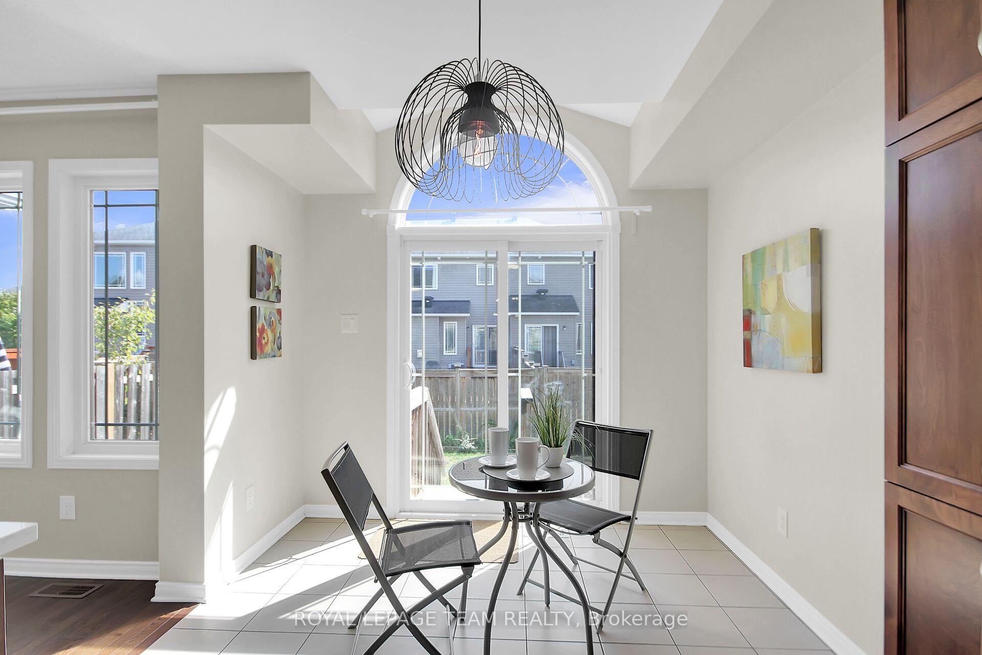 Photo 16 of 1464 Carronbridge Circle, Ottawa, Kanata - Emerald Meadows/Trailwest — HOMEH