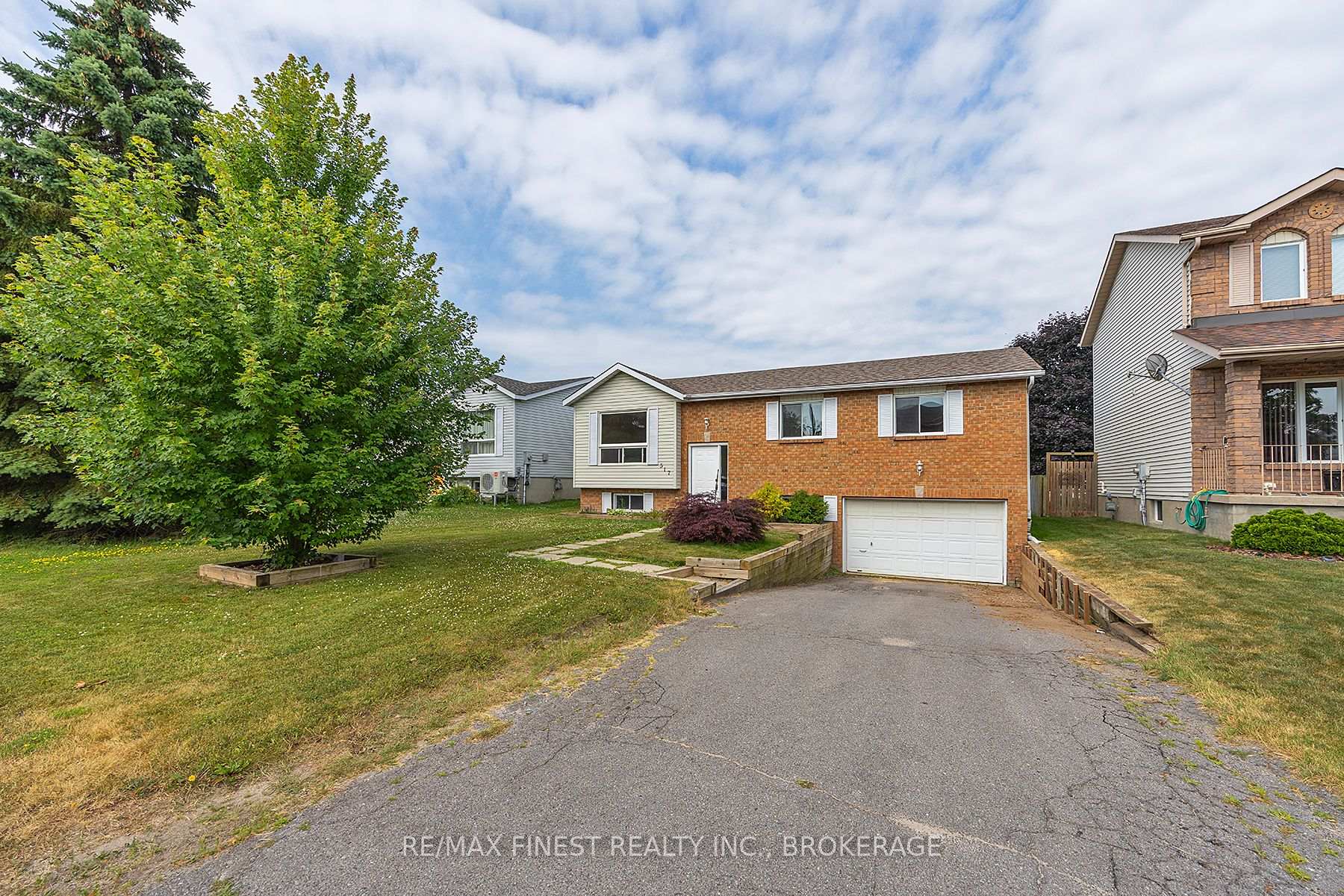 Photo 1 of 517 Citation Crescent, Kingston, City Southwest — HOMEH